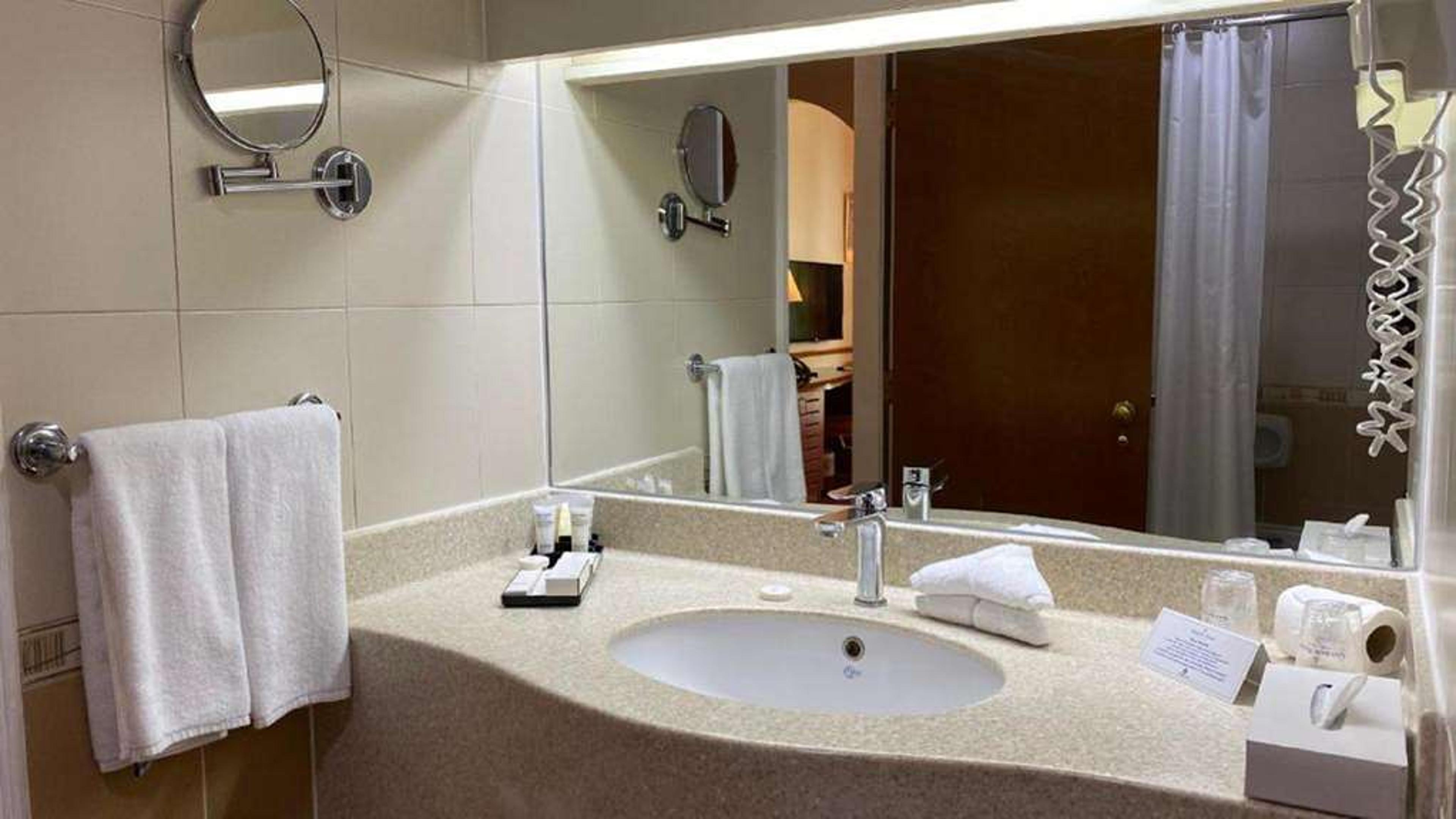 GOLDEN TULIP NIZWA HOTEL