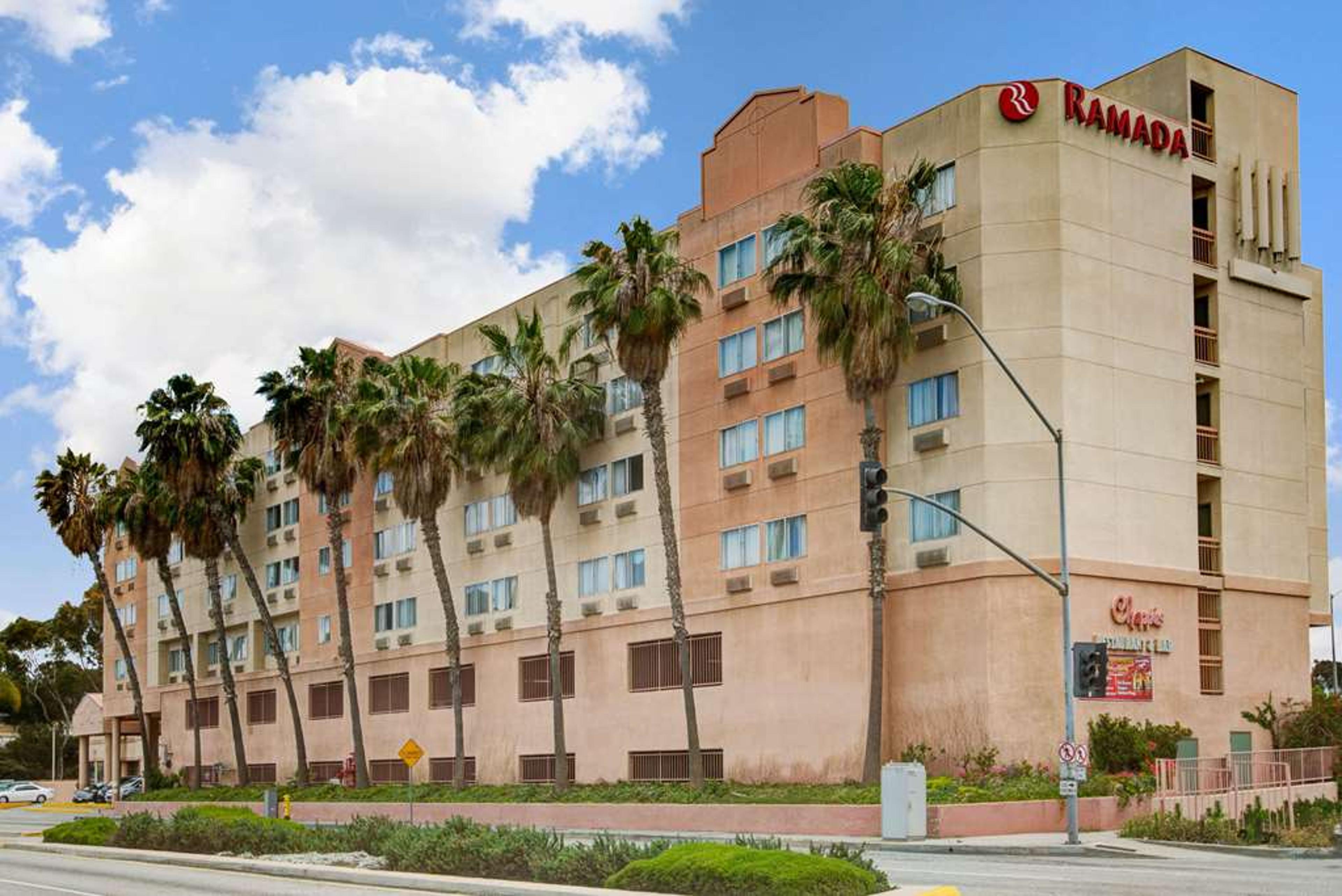 RAMADA BY WYNDHAM HAWTHORNE/LA STAD
