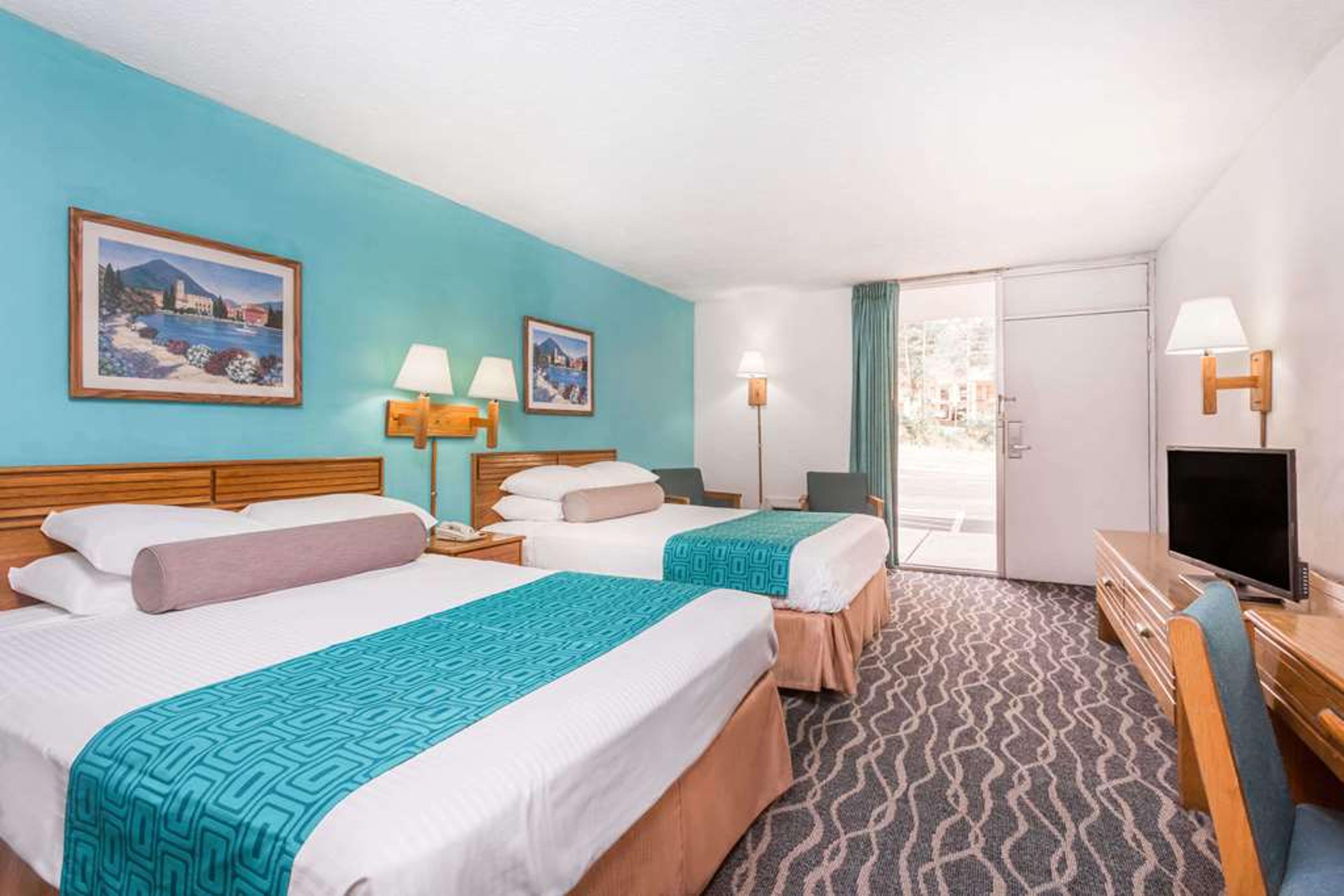 HOWARD JOHNSON BY WYNDHAM, COMMERCE