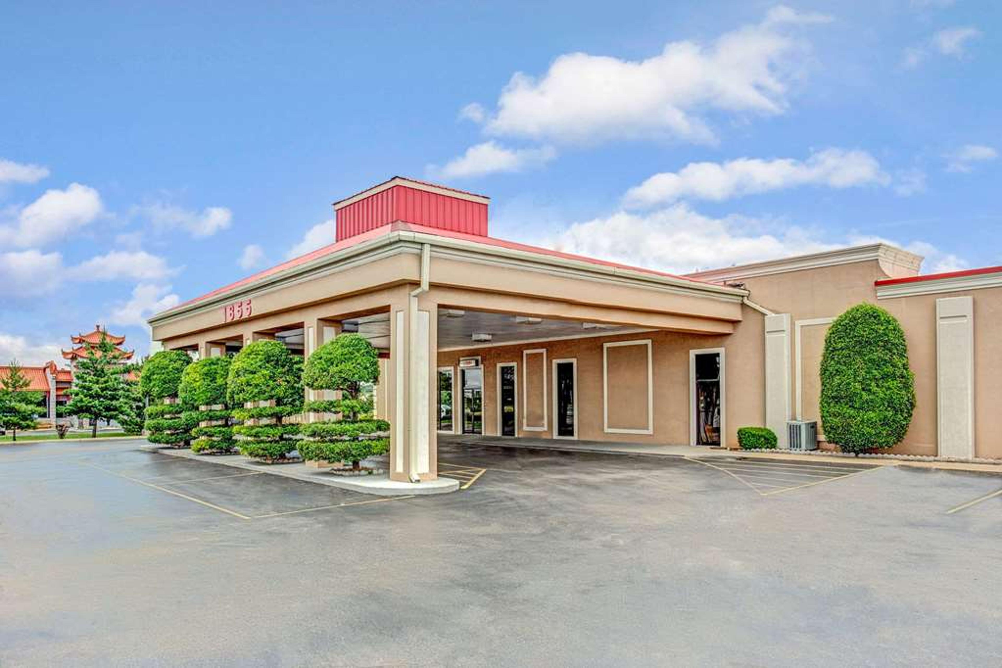RAMADA BY WYNDHAM MURFREESBORO
