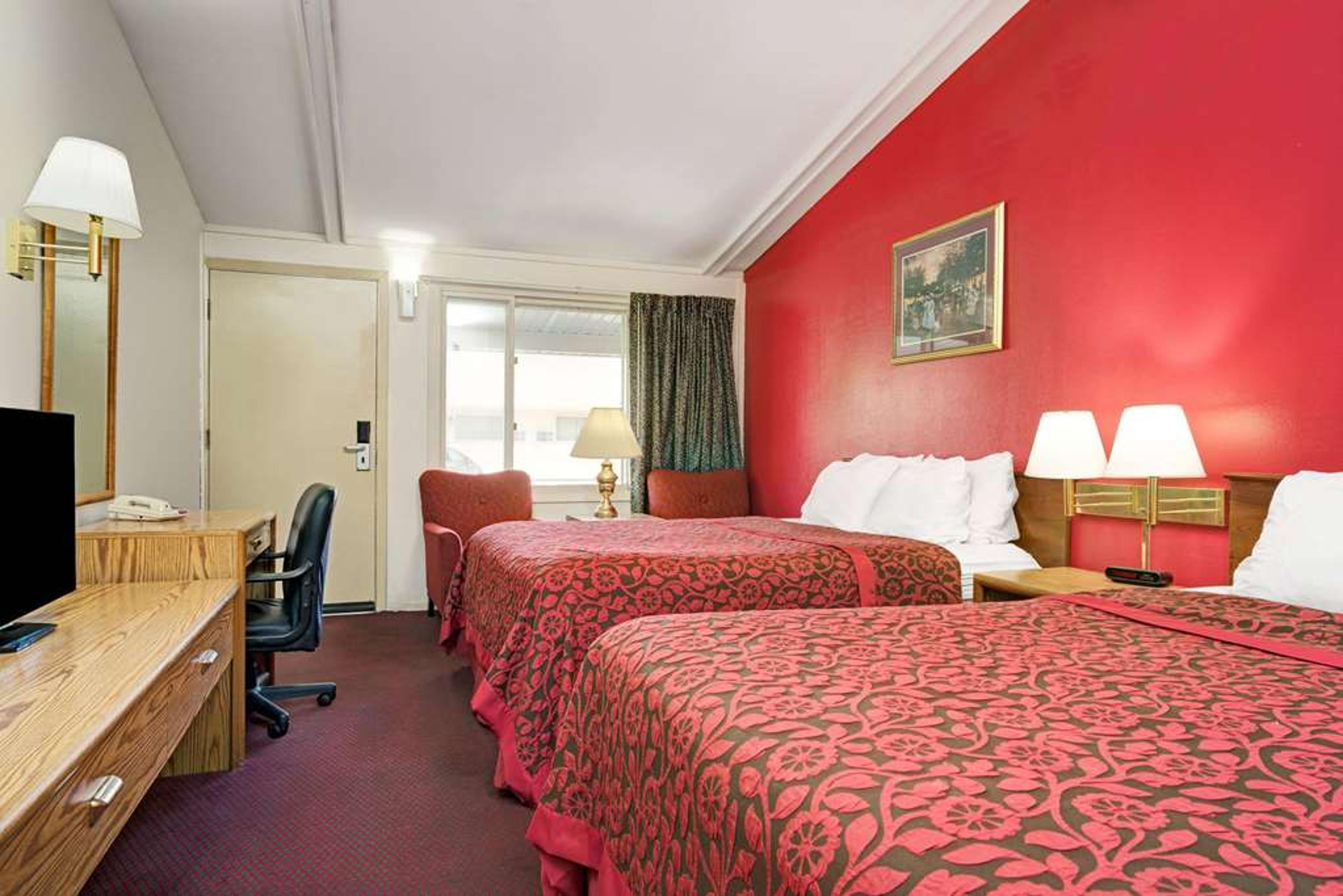 TRAVELODGE RED WING