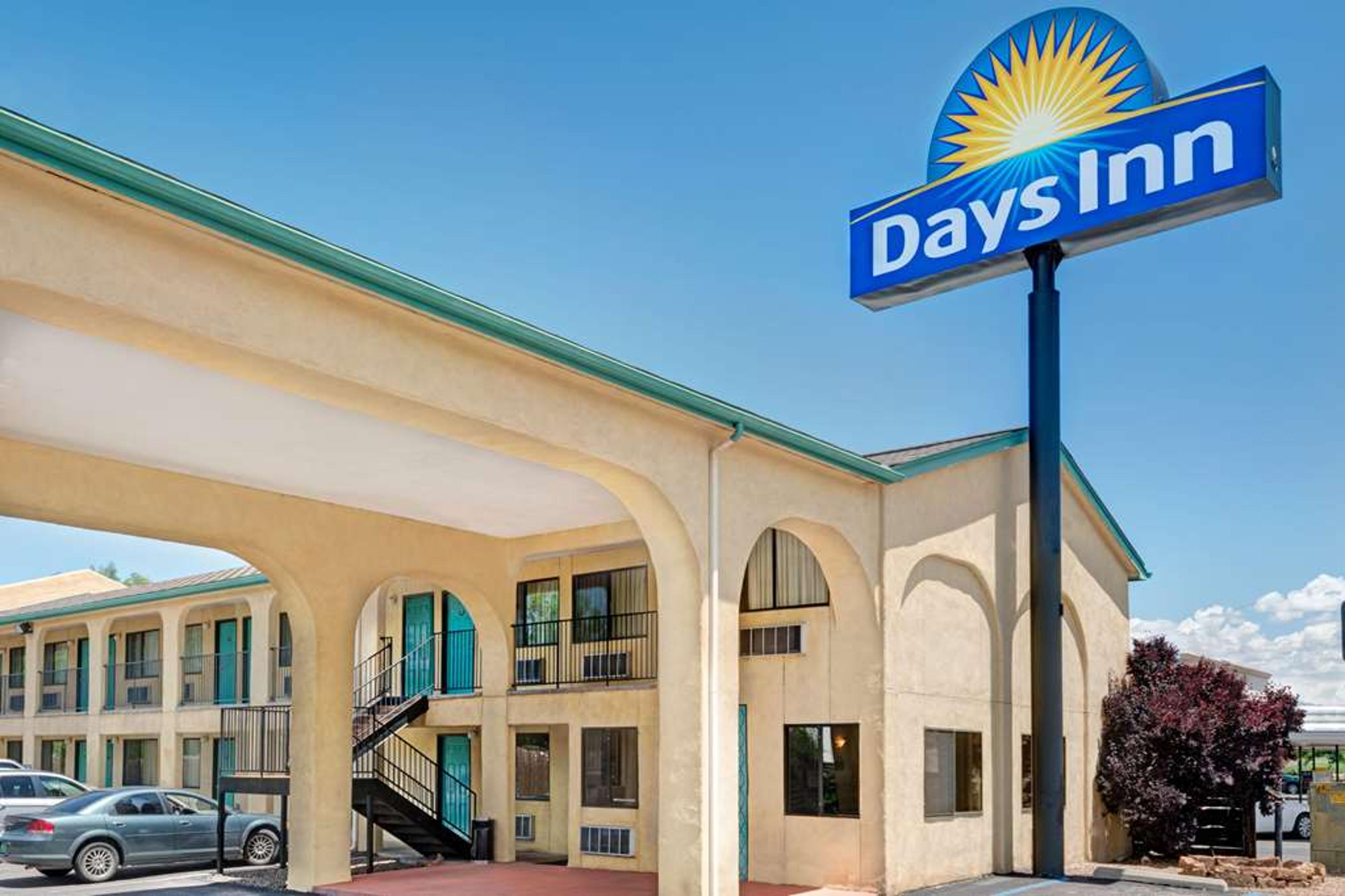 DAYS INN BY WYNDHAM ESPANOLA