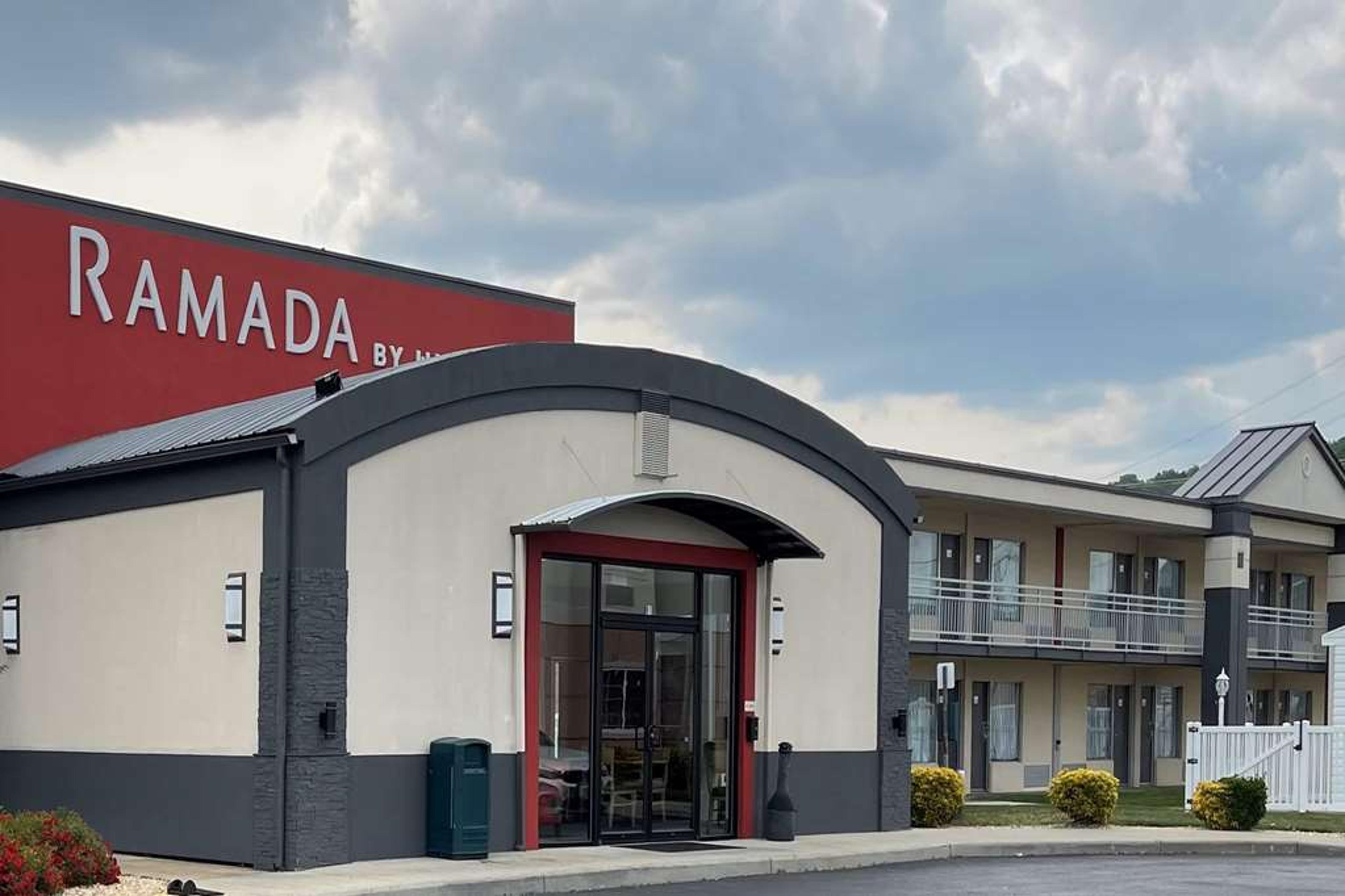 RAMADA BY WYNDHAM HARRISONBURG