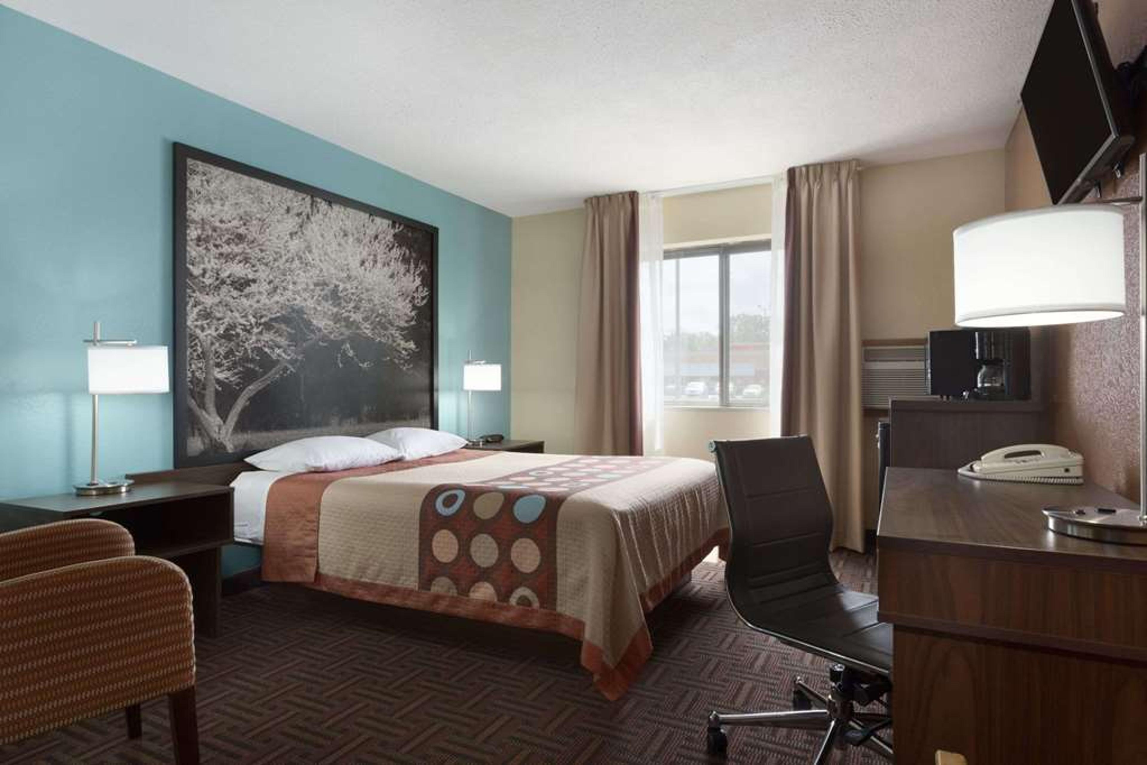 SUPER 8 BY WYNDHAM MT. VERNON IL