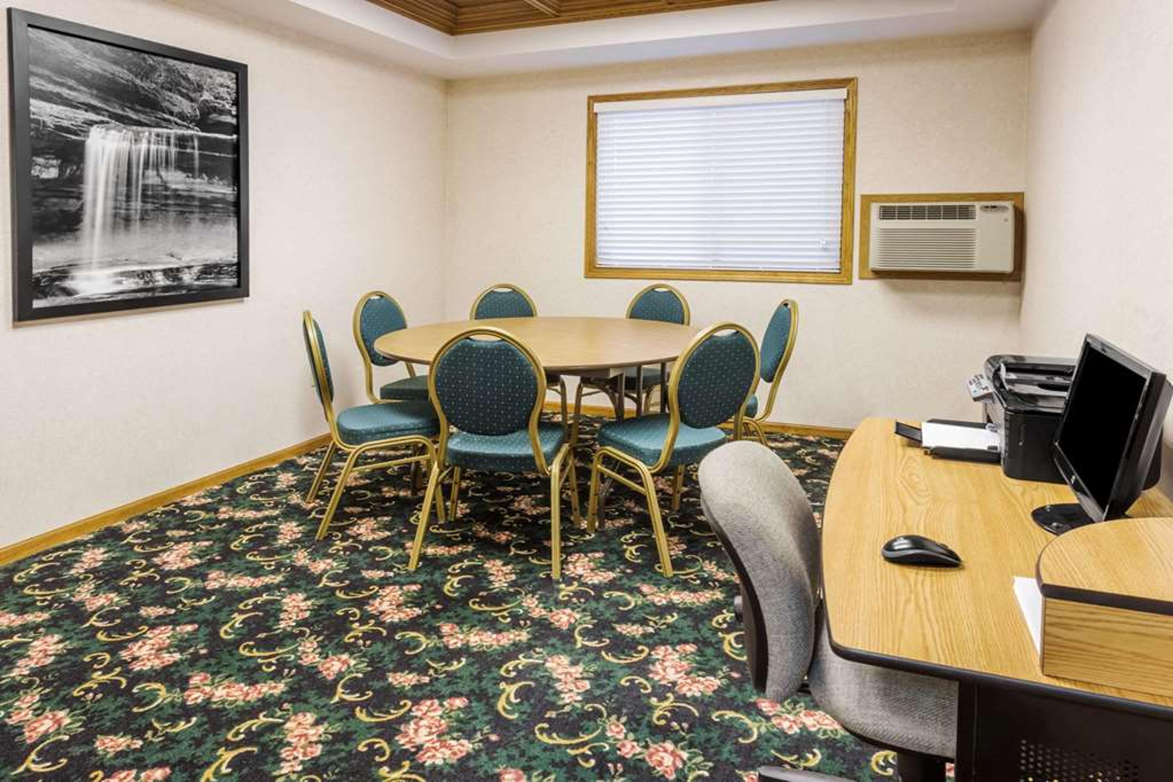 Hotel Photo 5