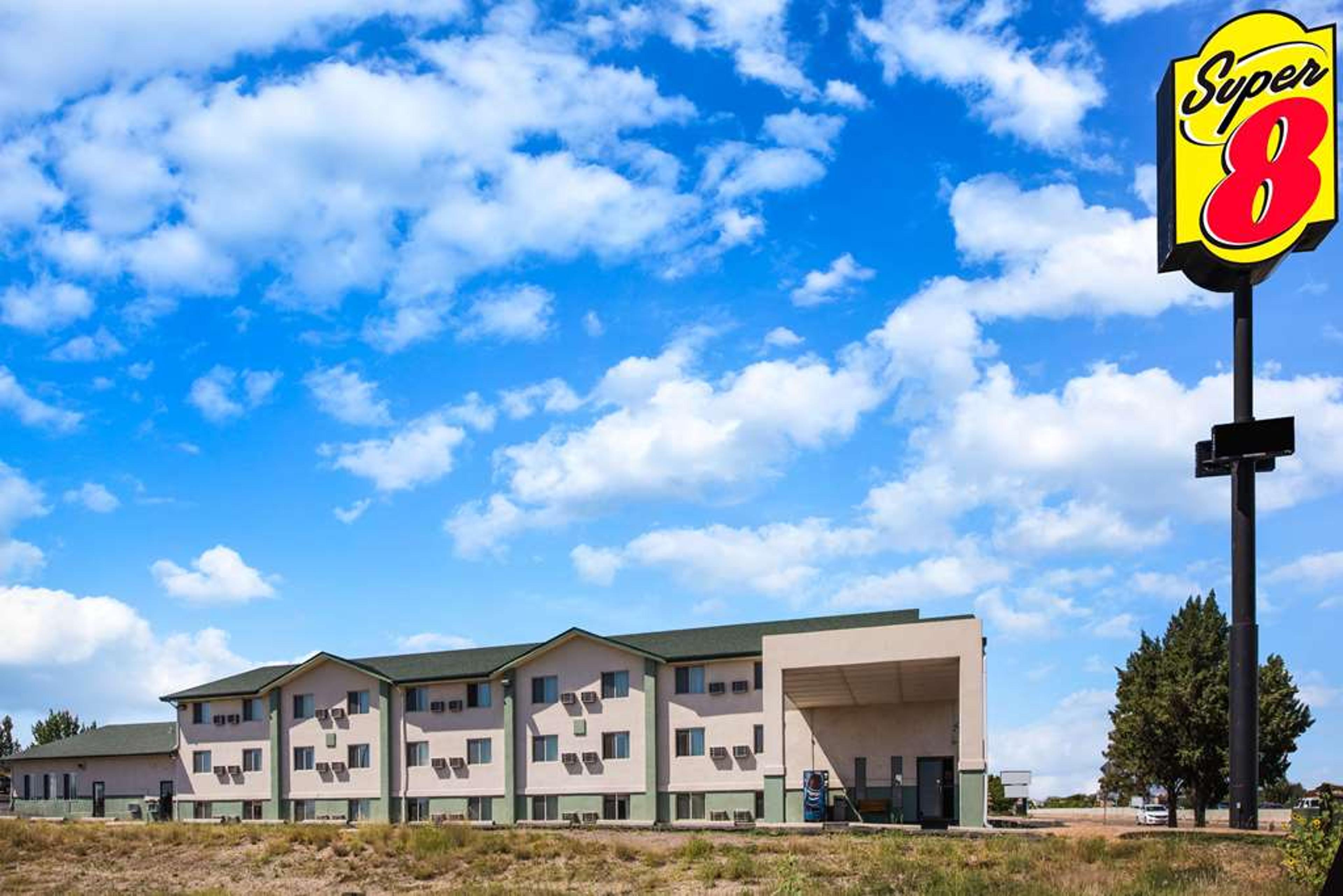 SUPER 8 BY WYNDHAM PUEBLO