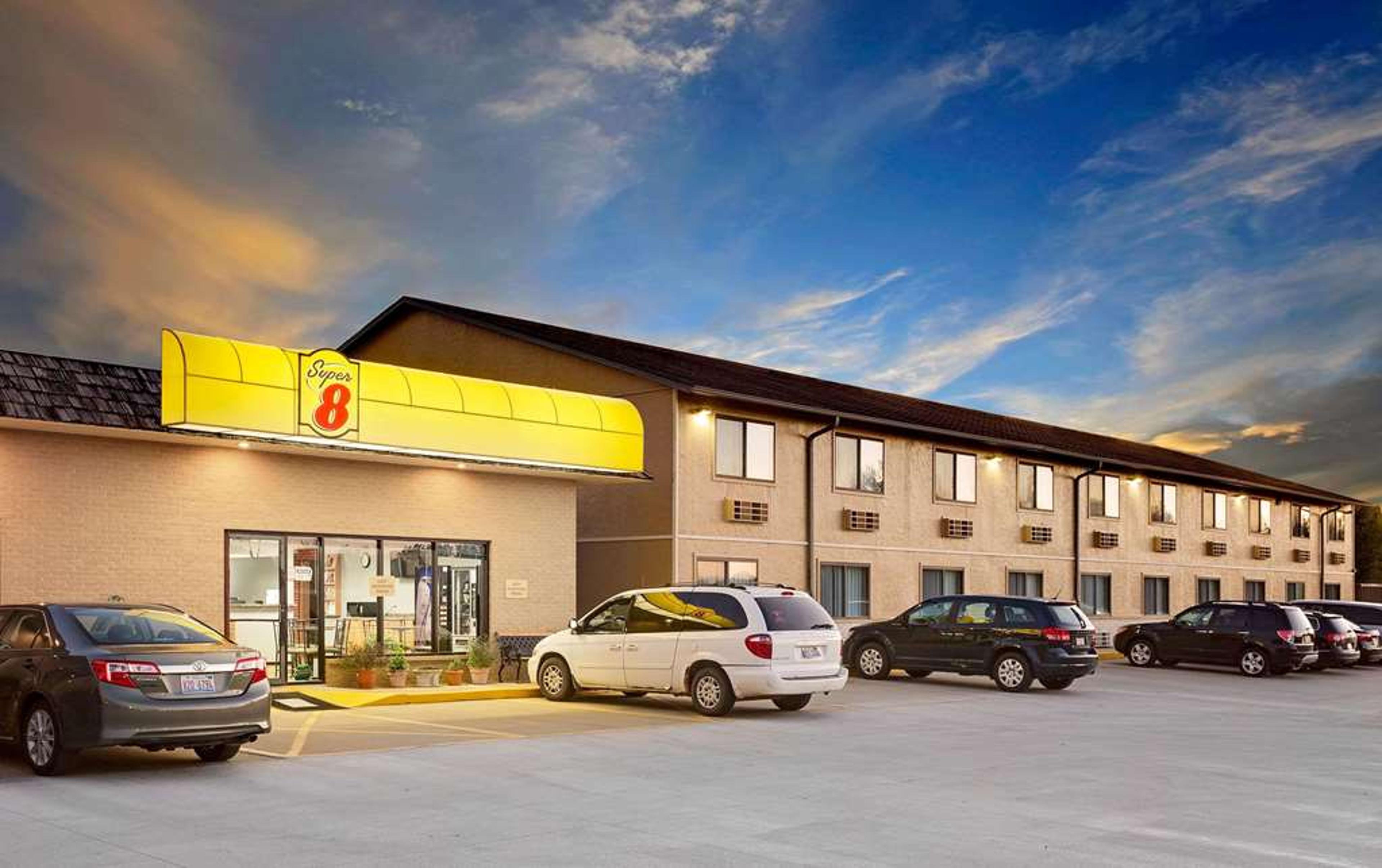 SUPER 8 MACOMB IL
