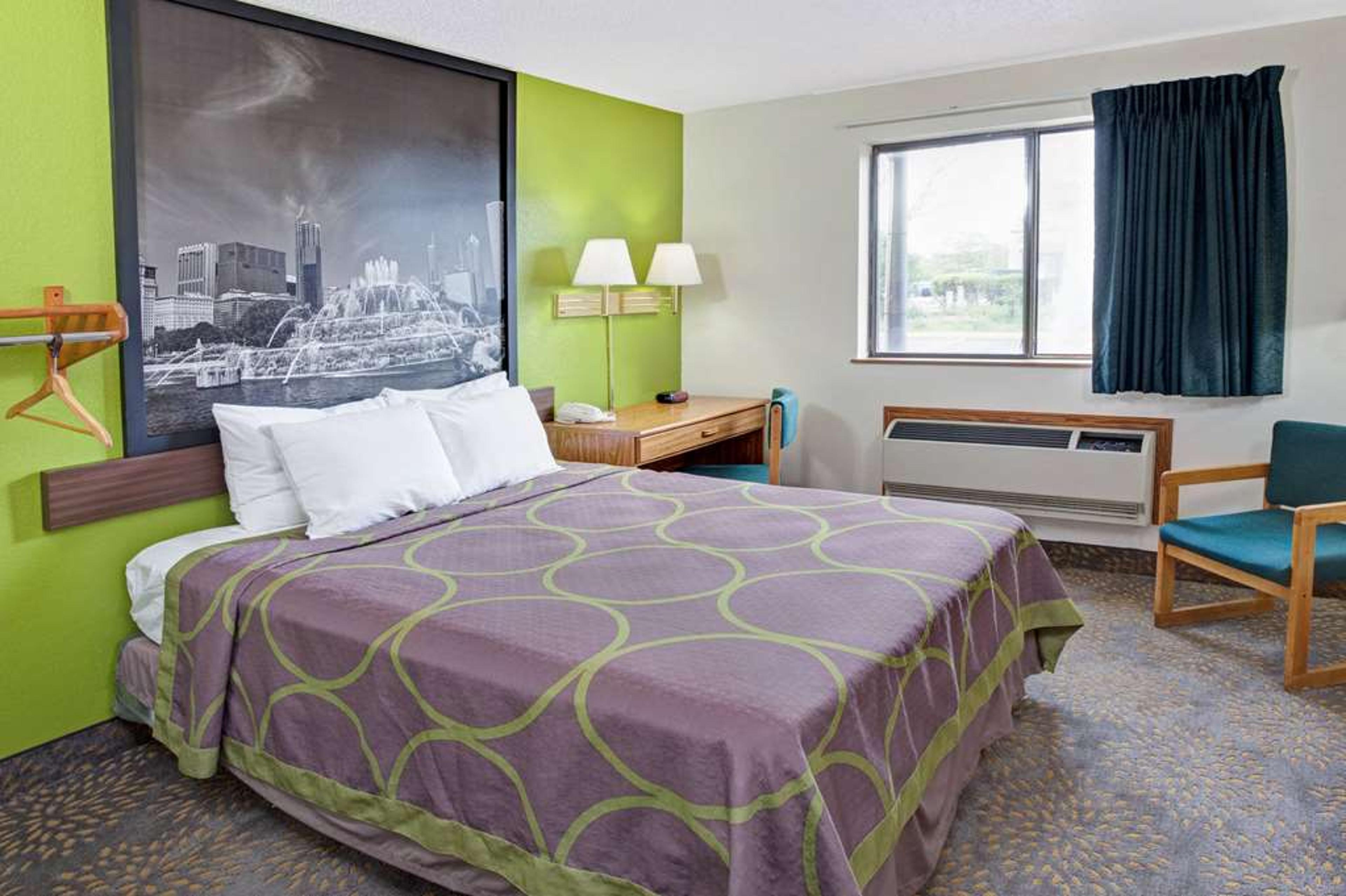 SUPER 8 BY WYNDHAM MOKENA/FRANKFORT