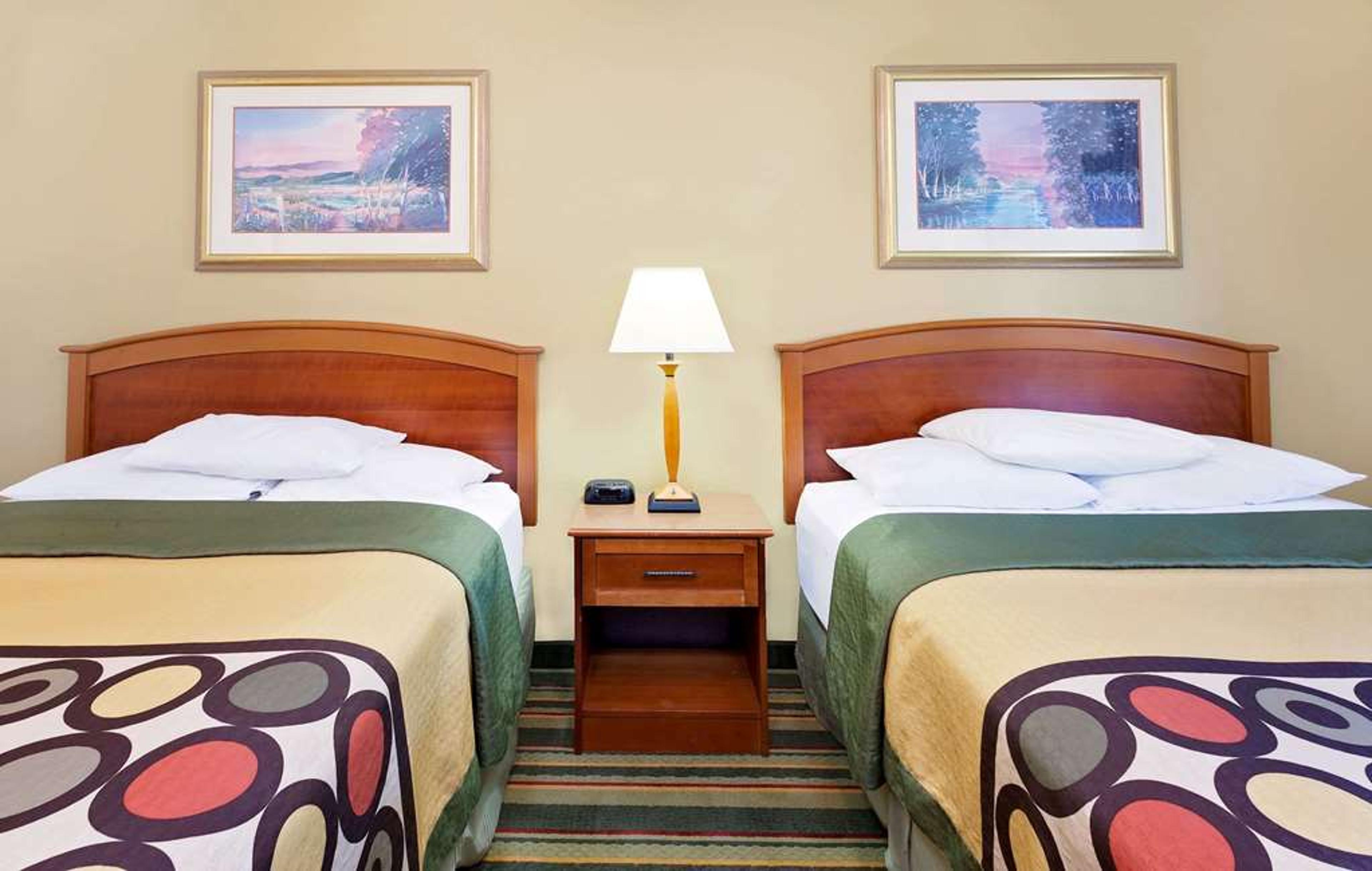 SUPER 8 BY WYNDHAM MT. PLEASANT