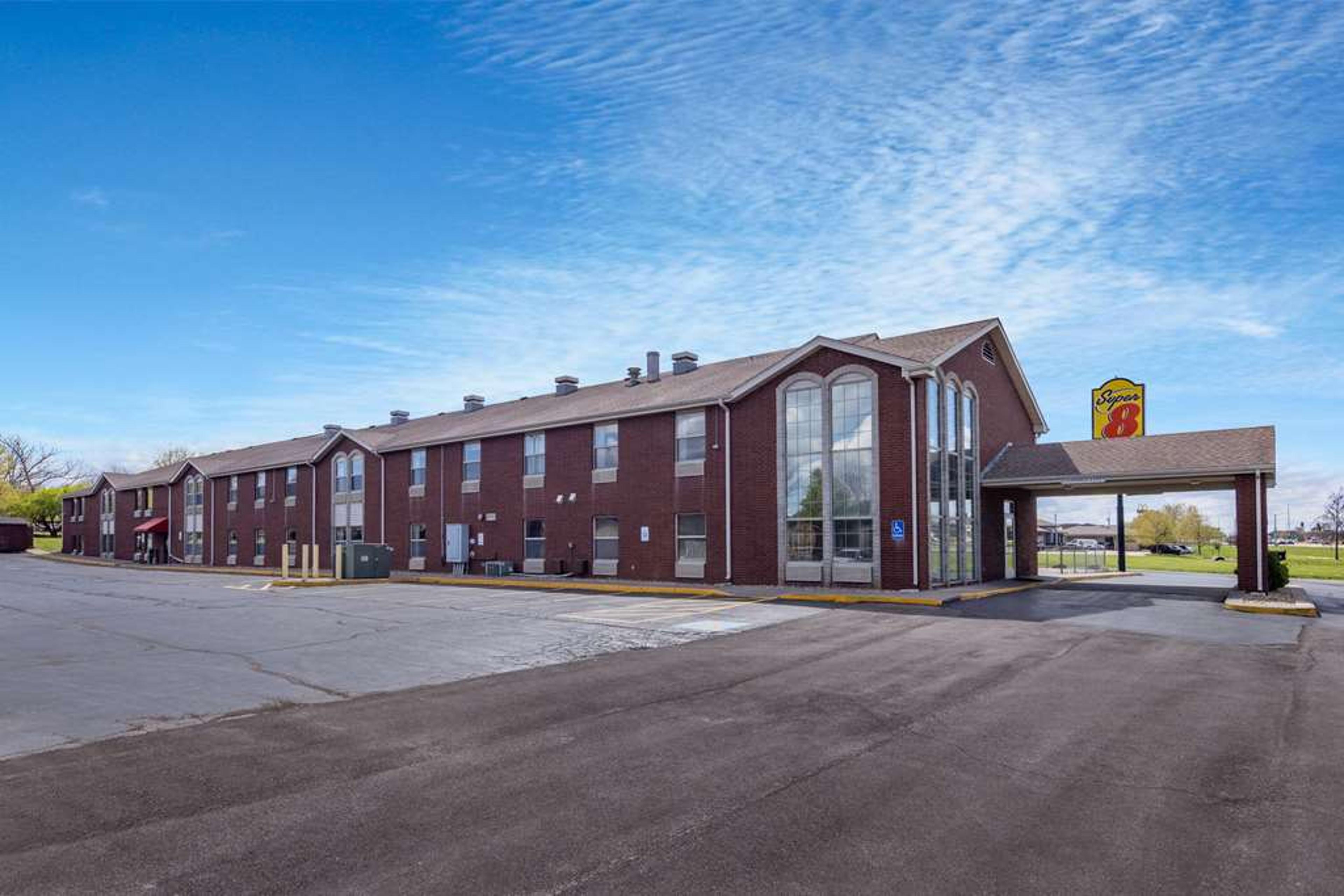 SUPER 8 BY WYNDHAM NIXA/SPRINGFIELD