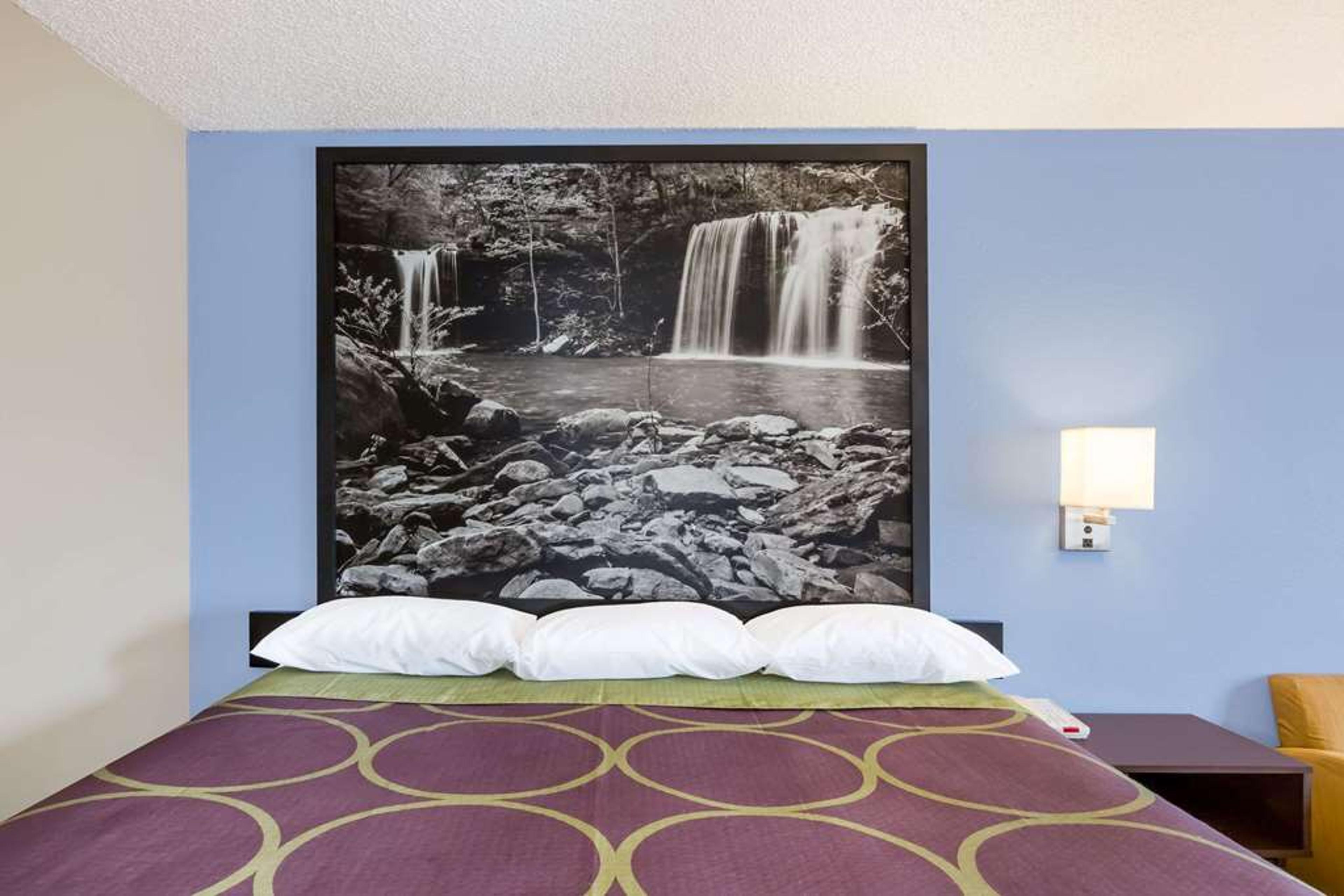 SUPER 8 BY WYNDHAM JONESBORO
