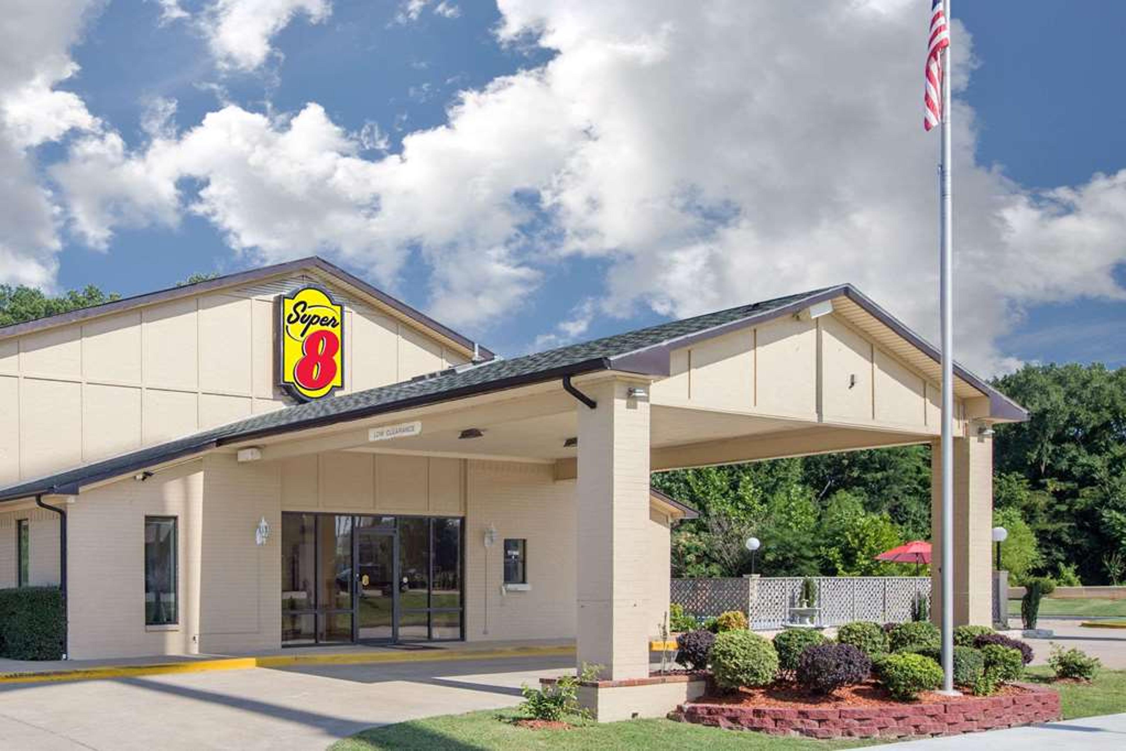 SUPER 8 CLARKSVILLE AR