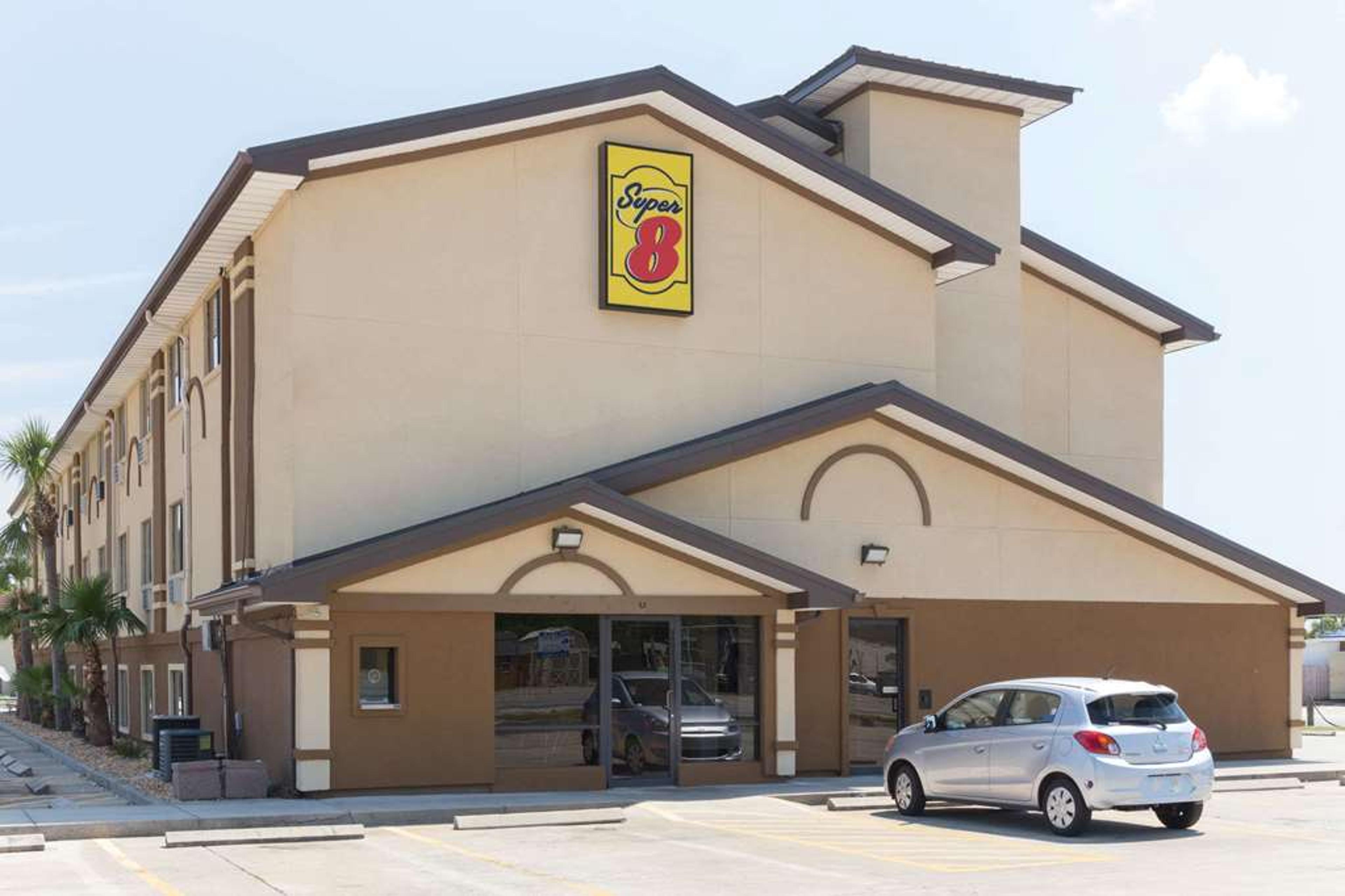 Super 8 by Wyndham Brunswick/St Simons Island Area
