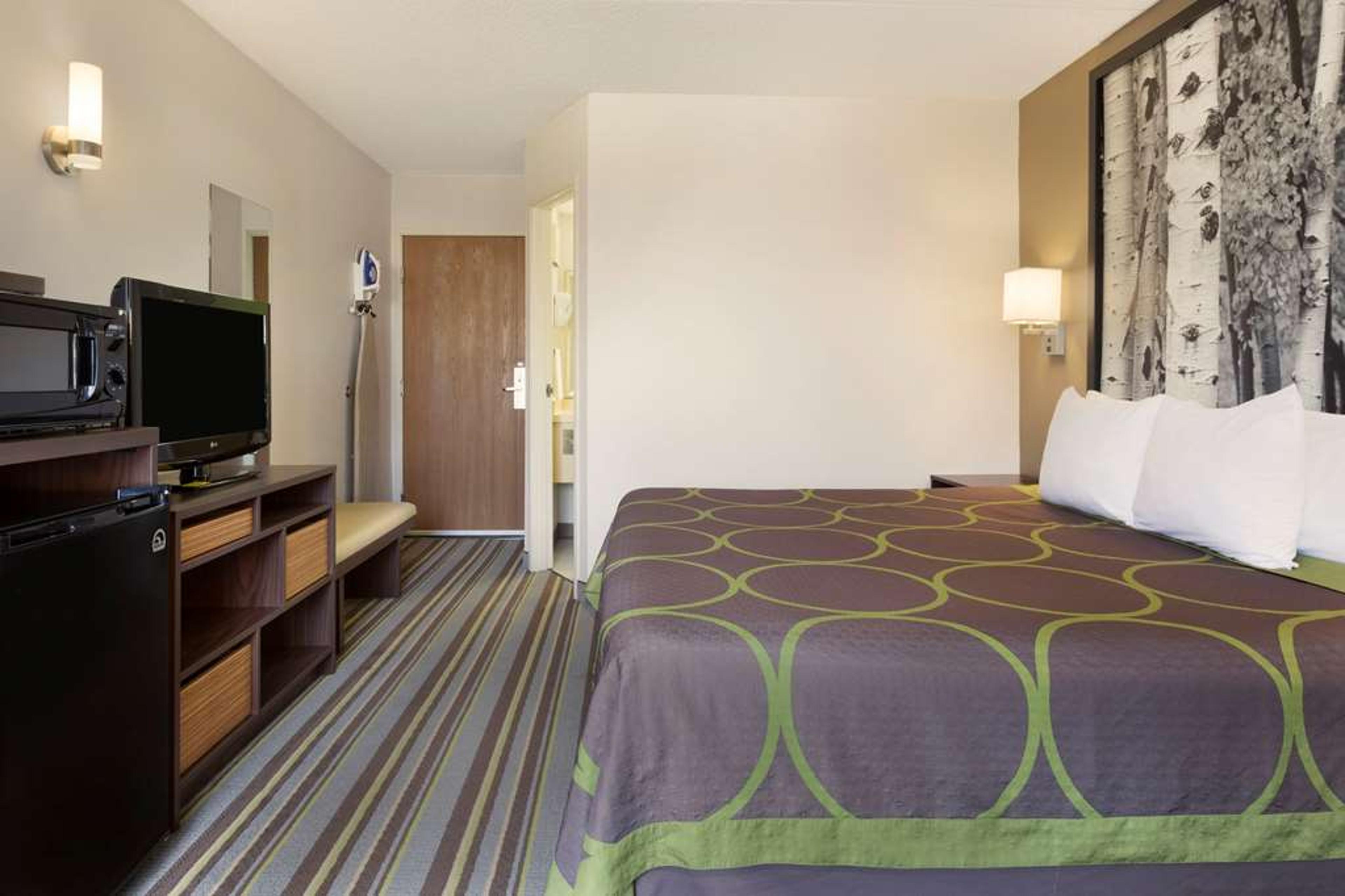 SUPER 8 WESTMINSTER DENVER
