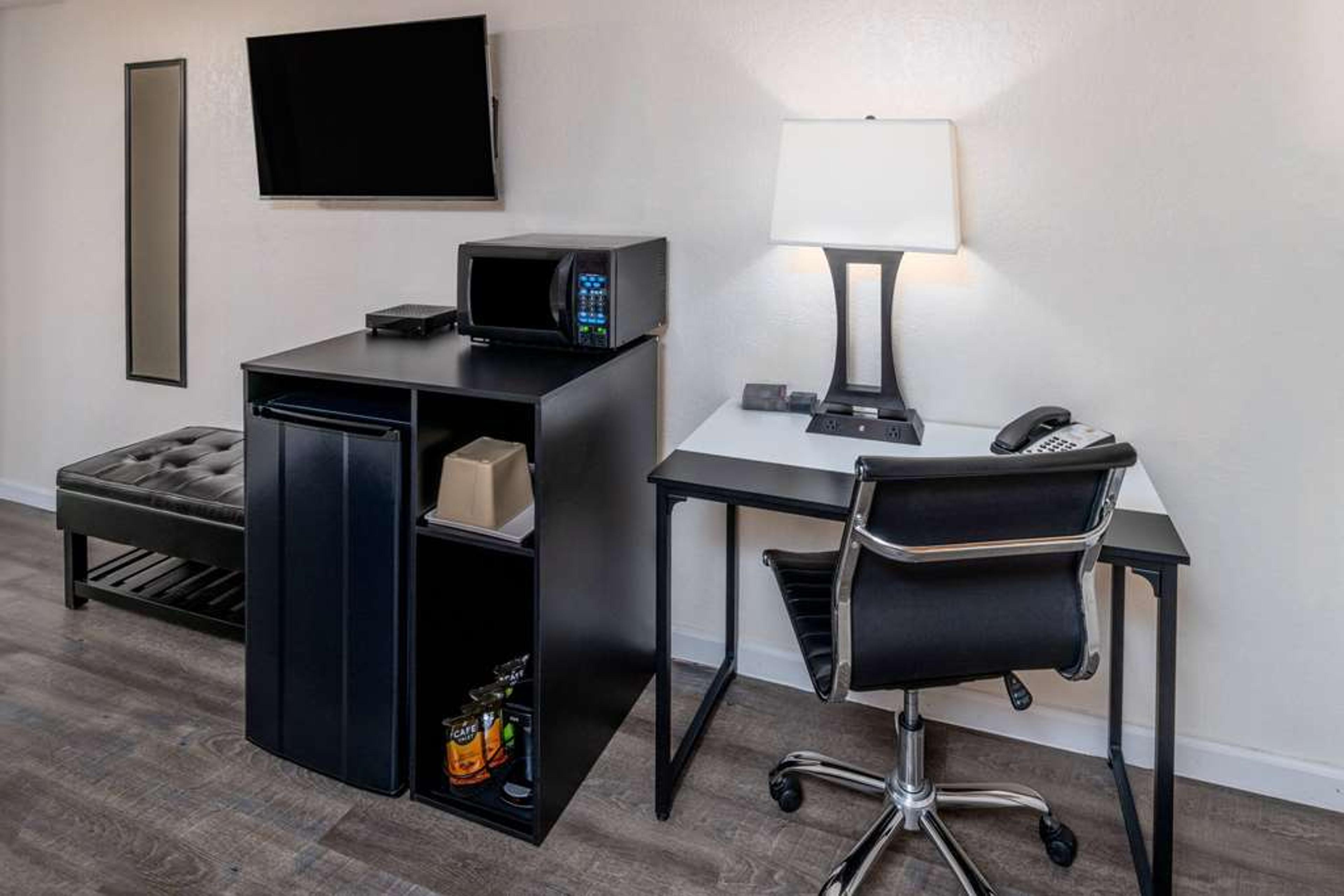 SUPER 8 BY WYNDHAM CHEYENNE WY