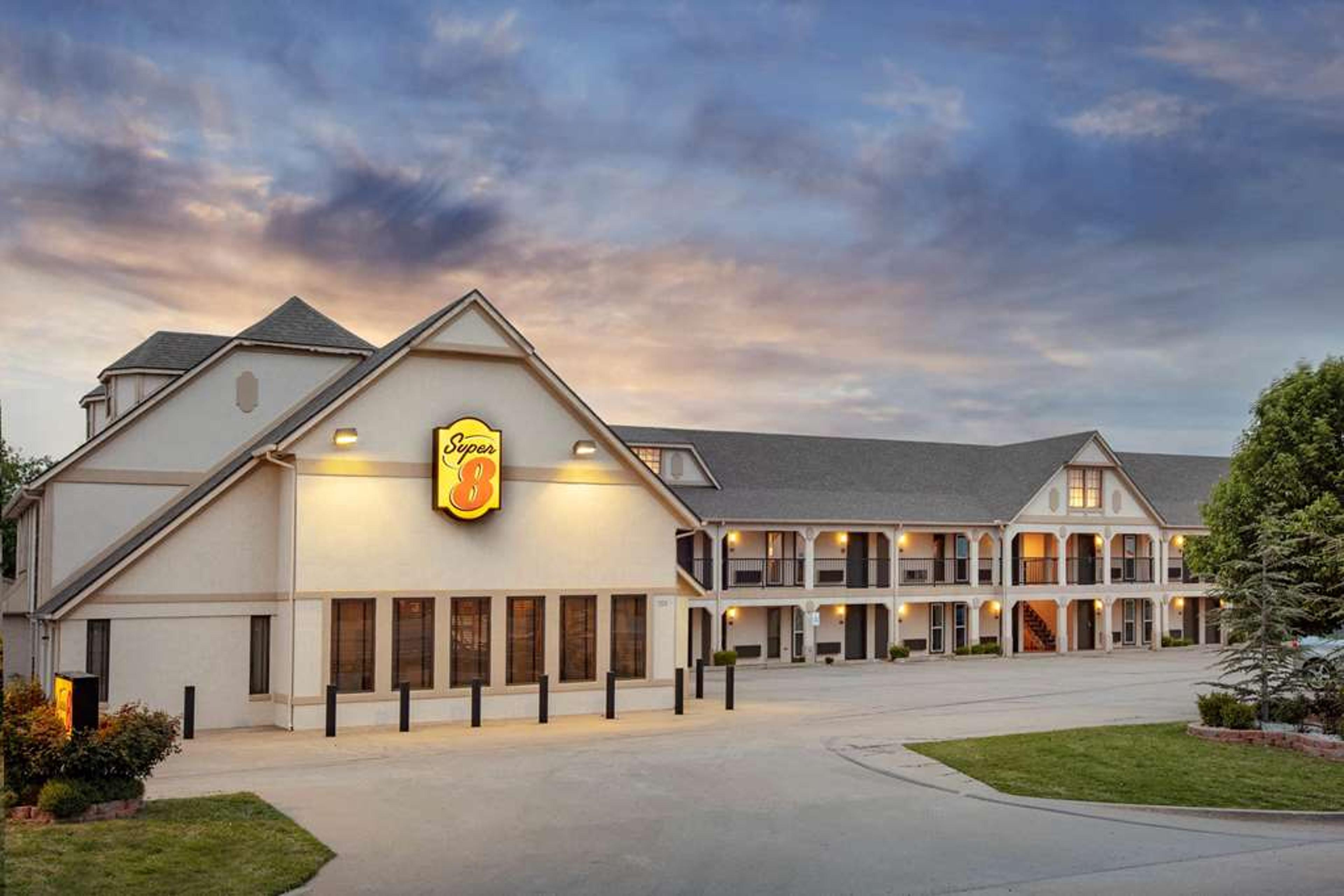 SUPER 8 BY WYNDHAM CITY OF MOORE