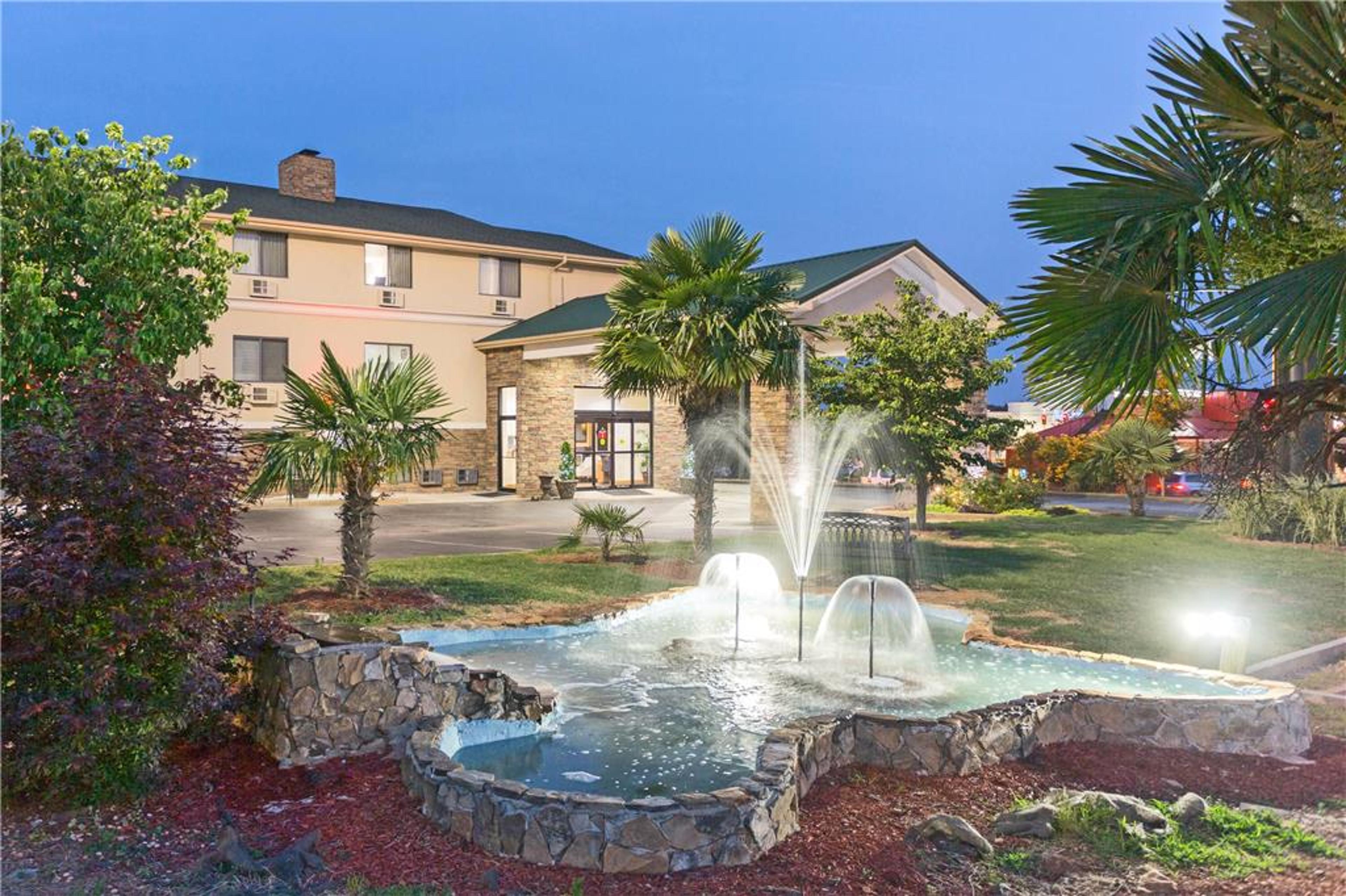 SUPER 8 ANDERSON CLEMSON AREA