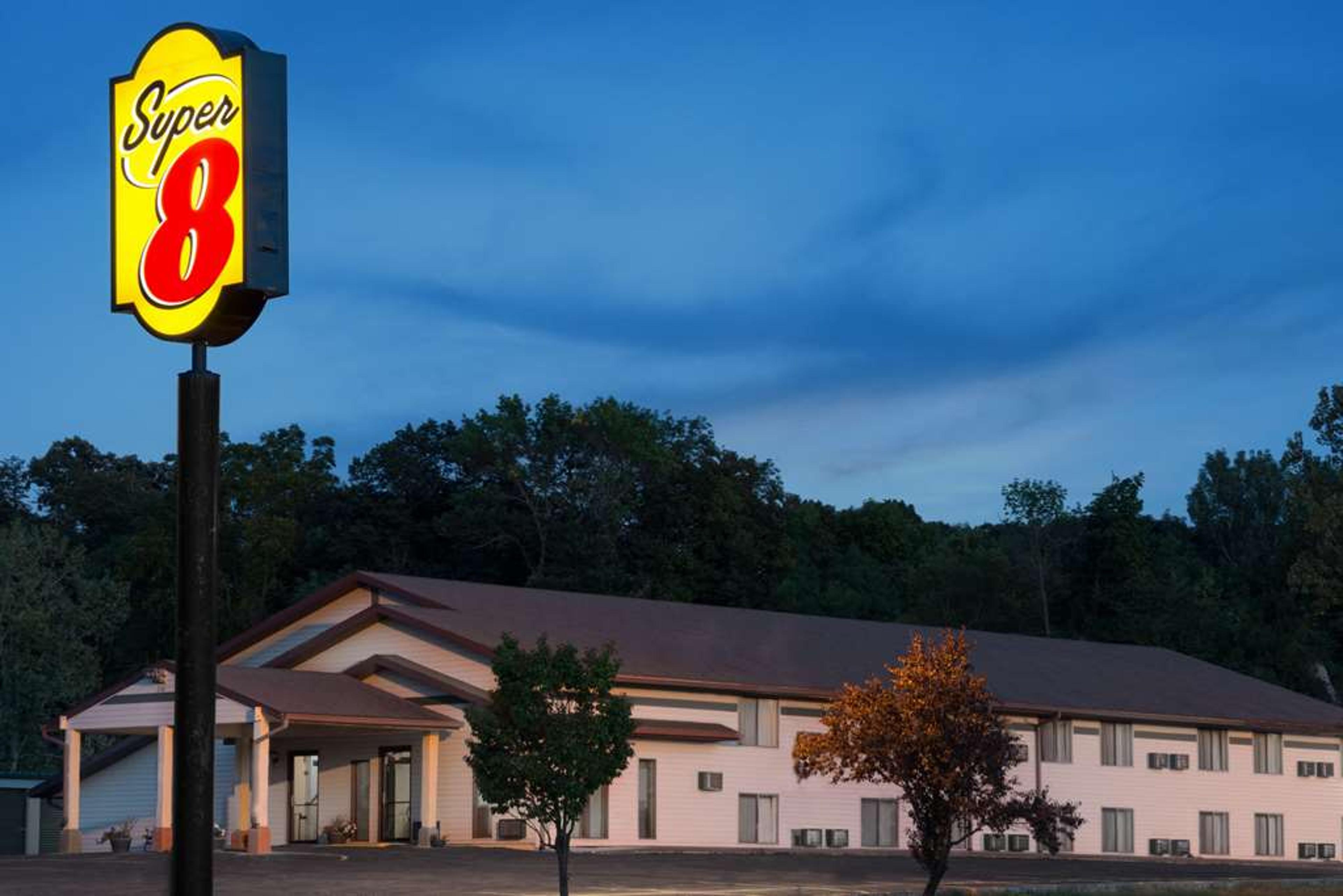 SUPER 8 BY WYNDHAM ALGONA