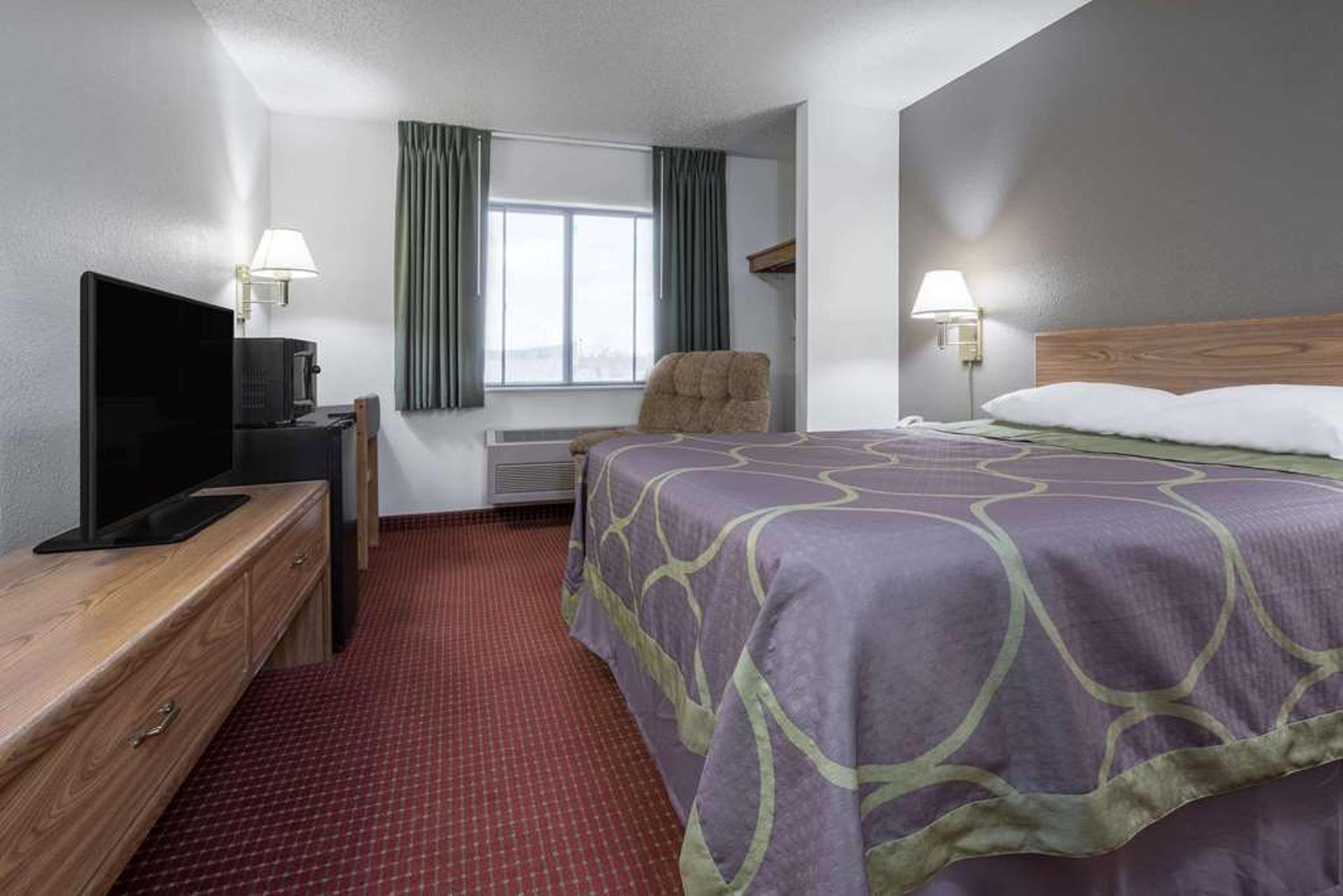 SUPER 8 BY WYNDHAM FOND DU LAC