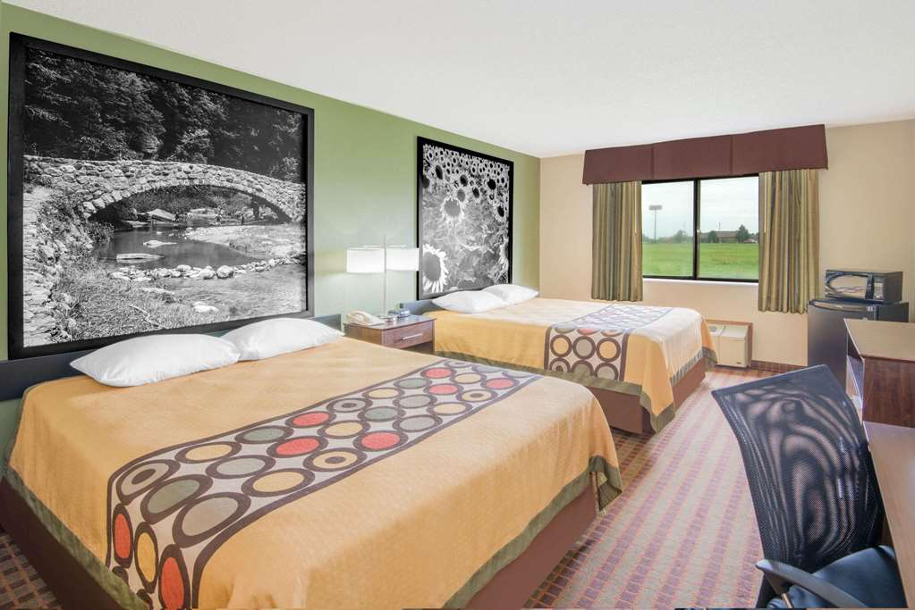 SUPER 8 BY WYNDHAM STORY CITY