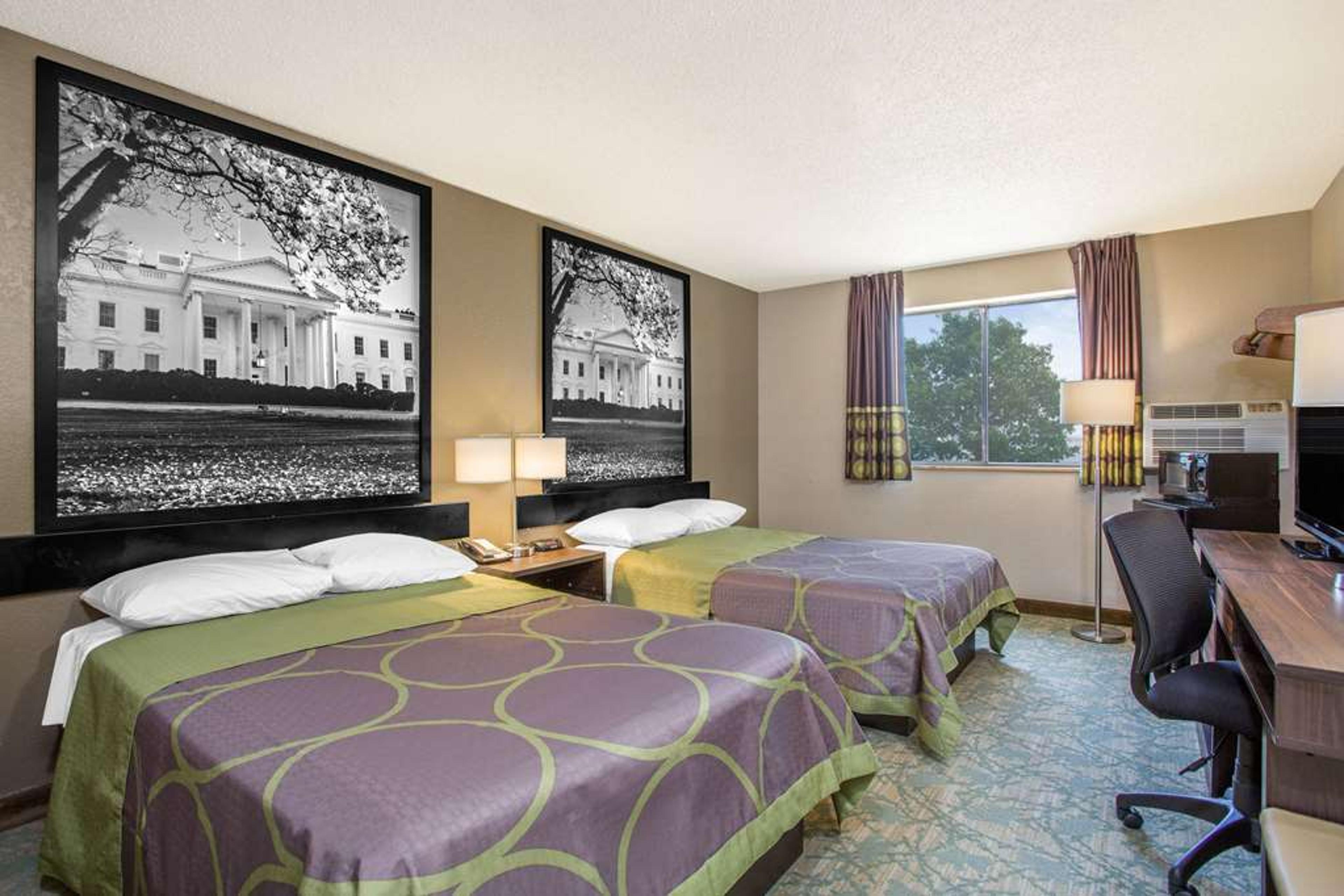SUPER 8 WALDORF MD