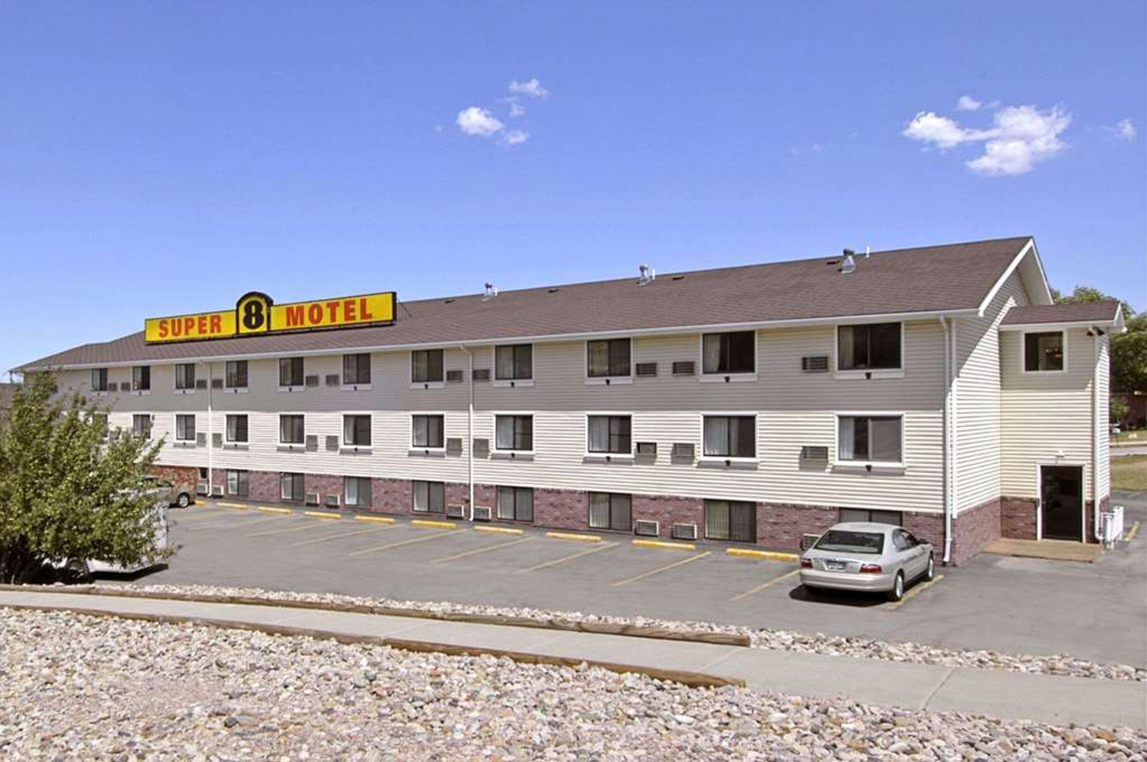 SUPER 8 BY WYNDHAM RAPID CITY RUSHM