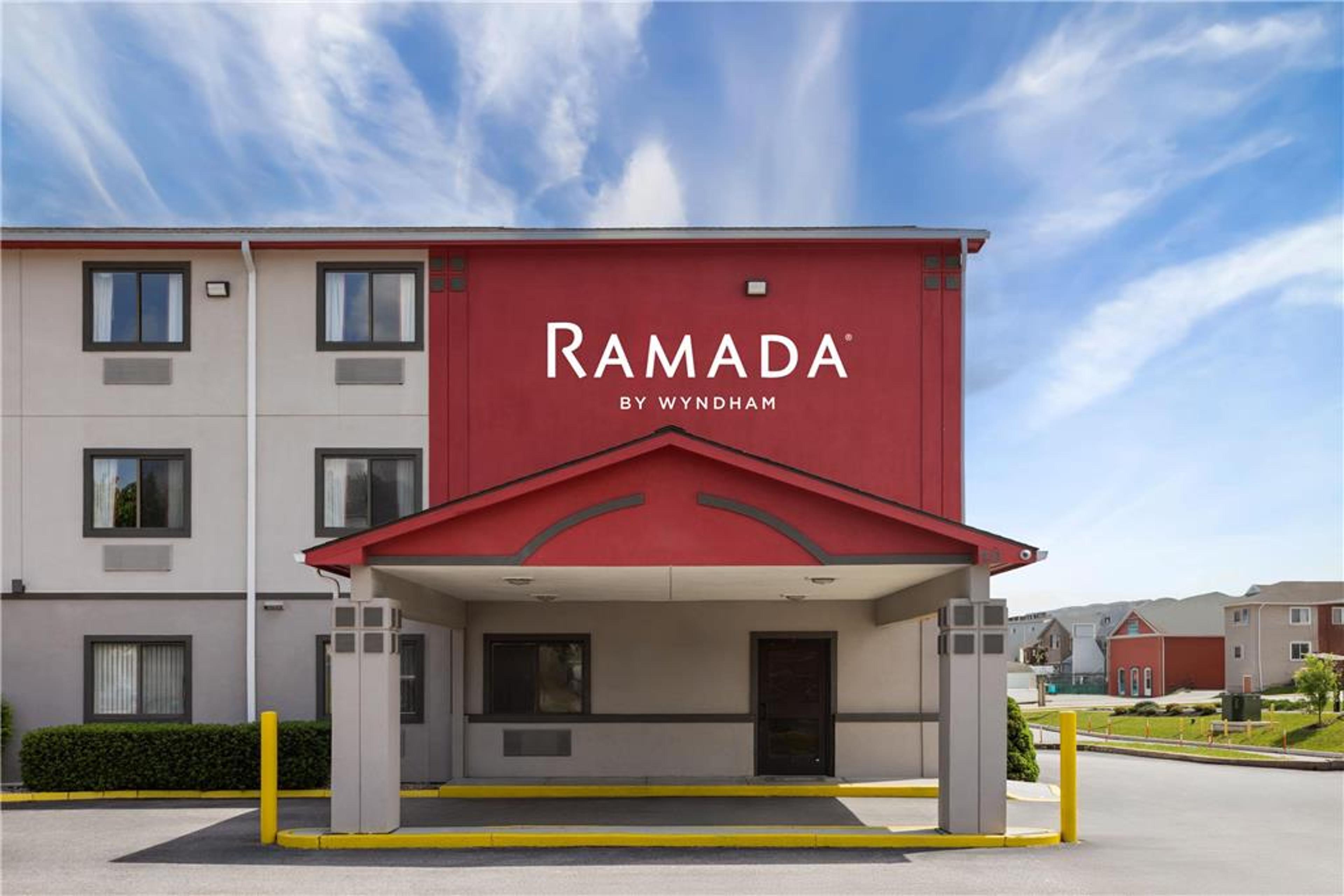 RAMADA BY WYNDHAM YORK HARRISBURG H
