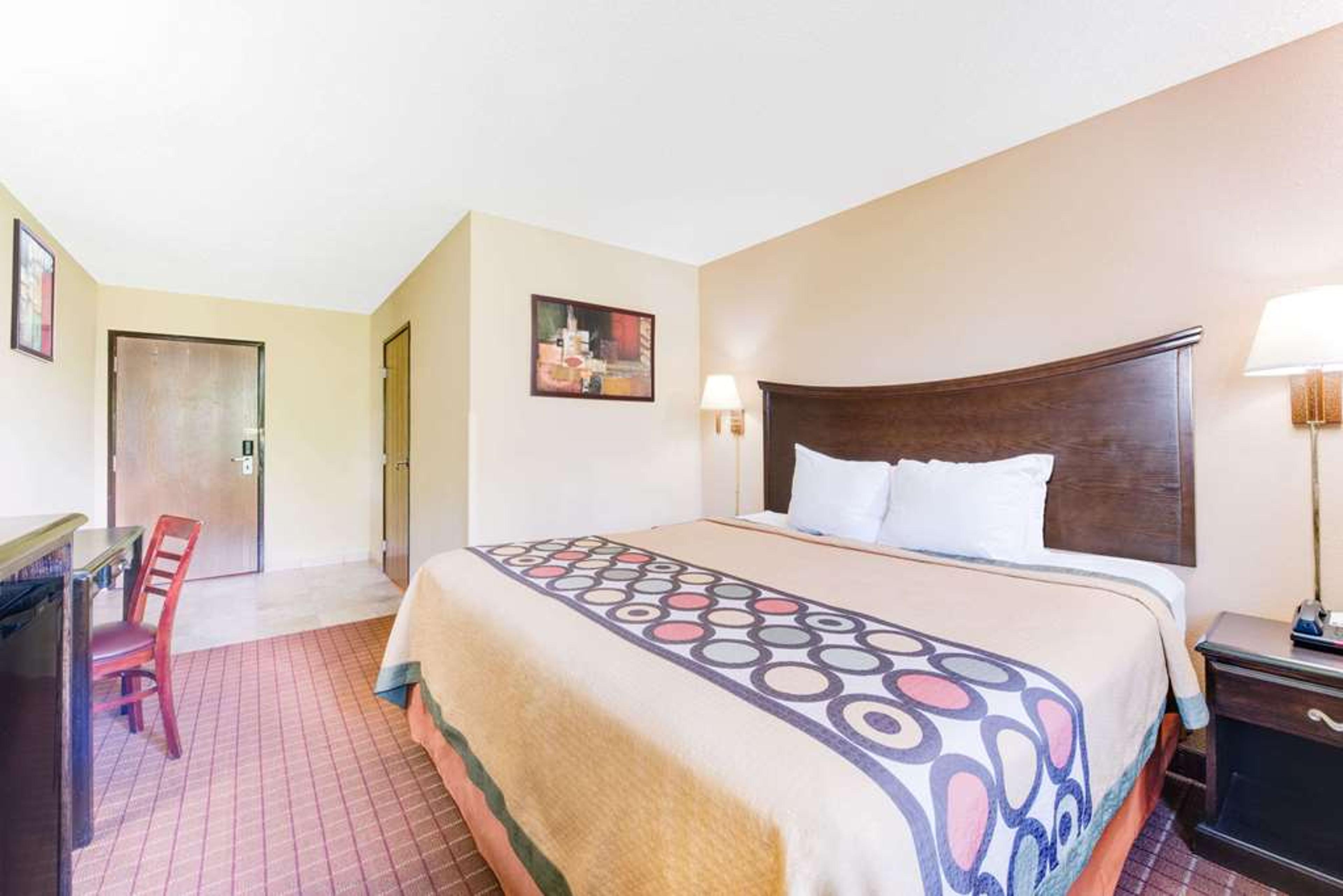 SUPER 8 BY WYNDHAM KUTZTOWN/ALLENTO