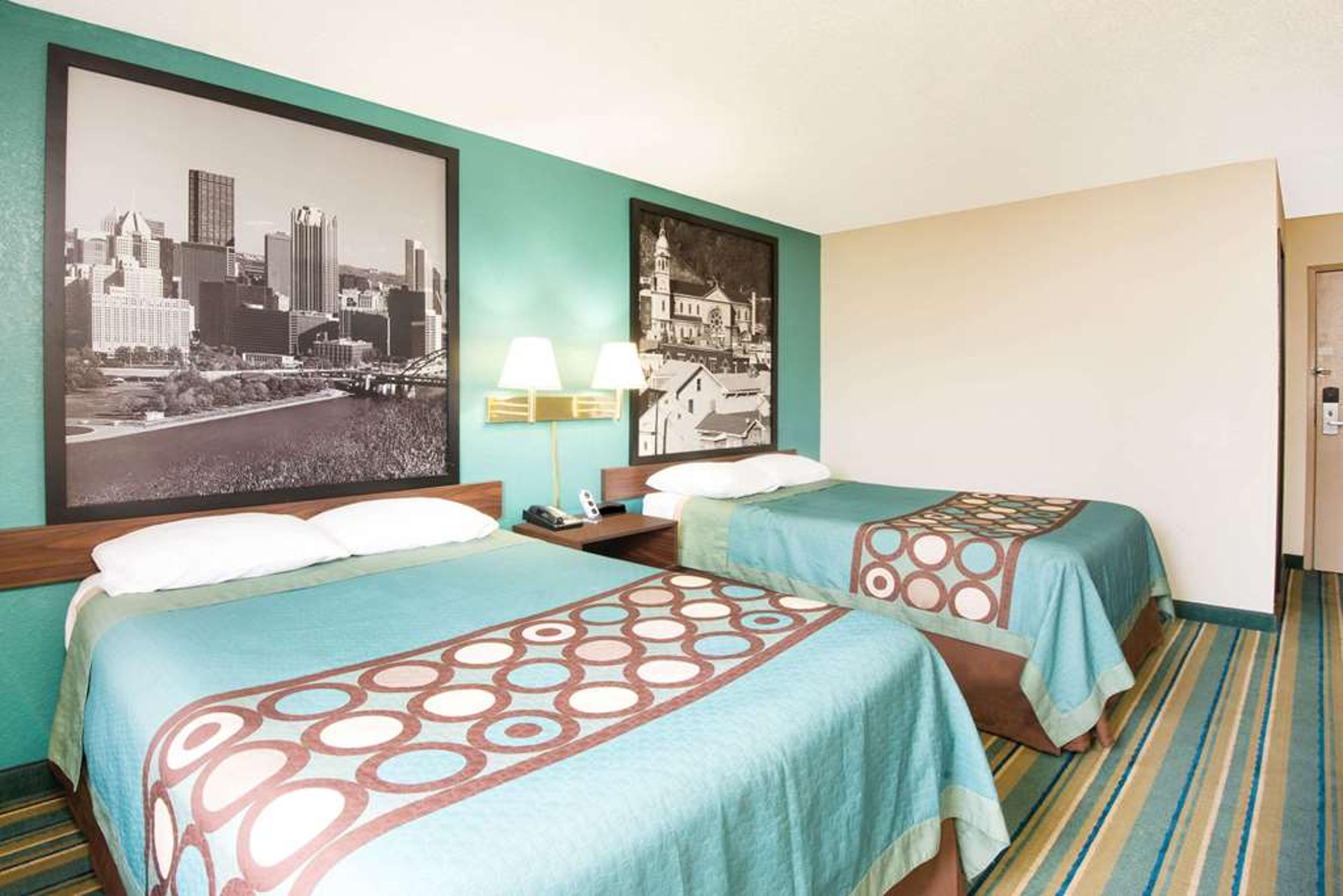 SUPER 8 BY WYNDHAM PITTSBURGH AIRPO
