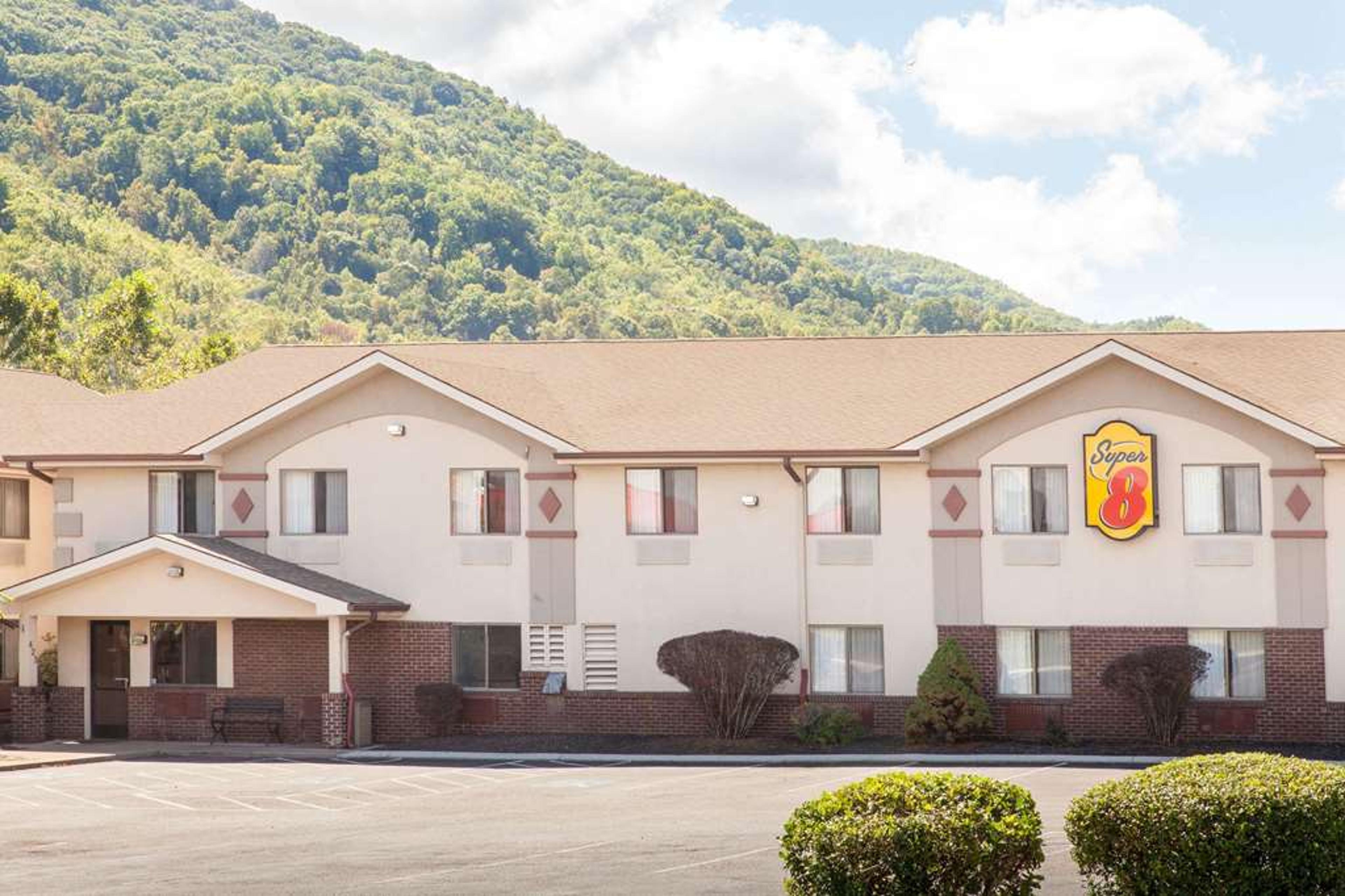 SUPER 8 NORTON VA