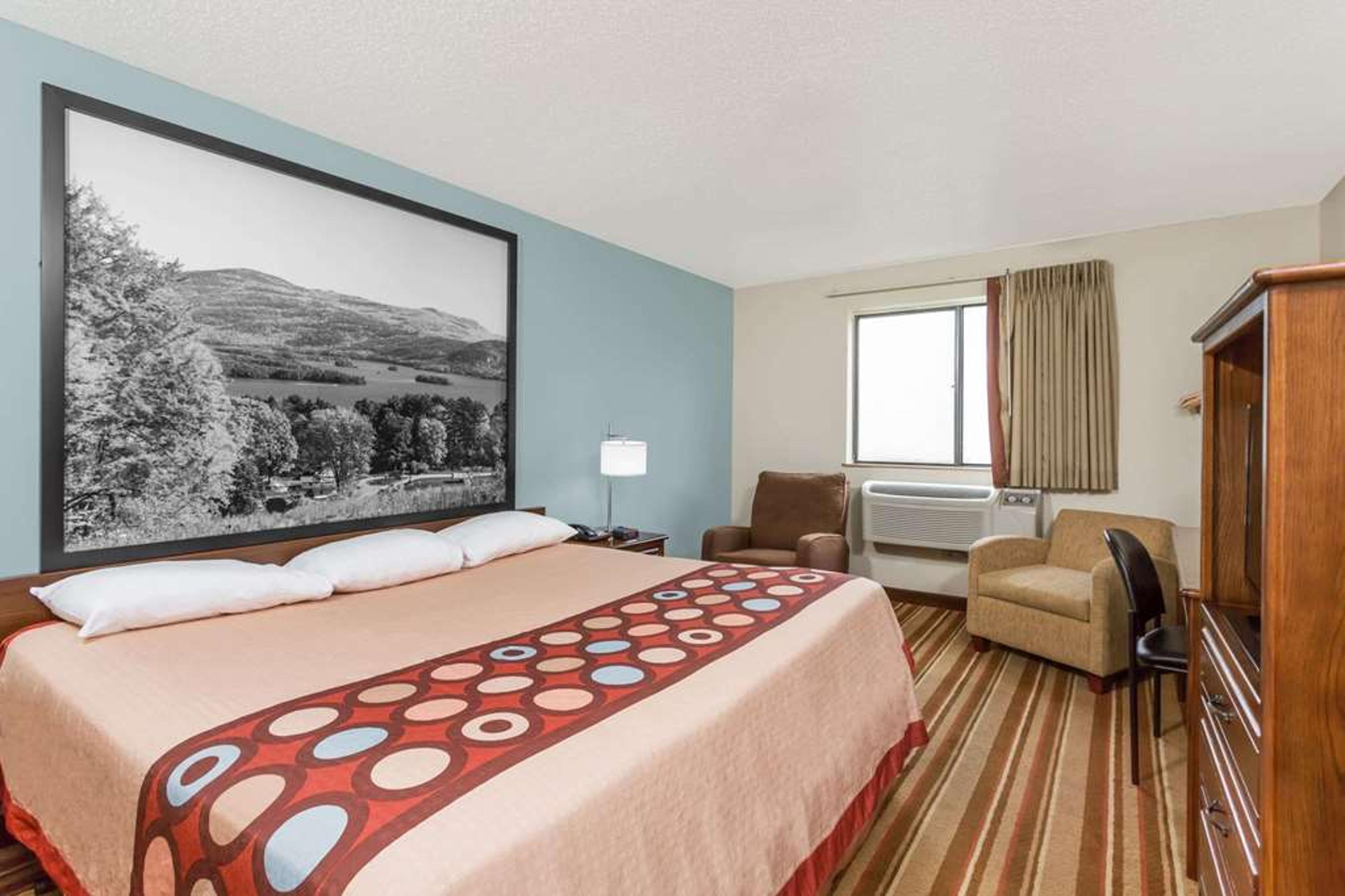 SUPER 8 BY WYNDHAM DANVILLE VA