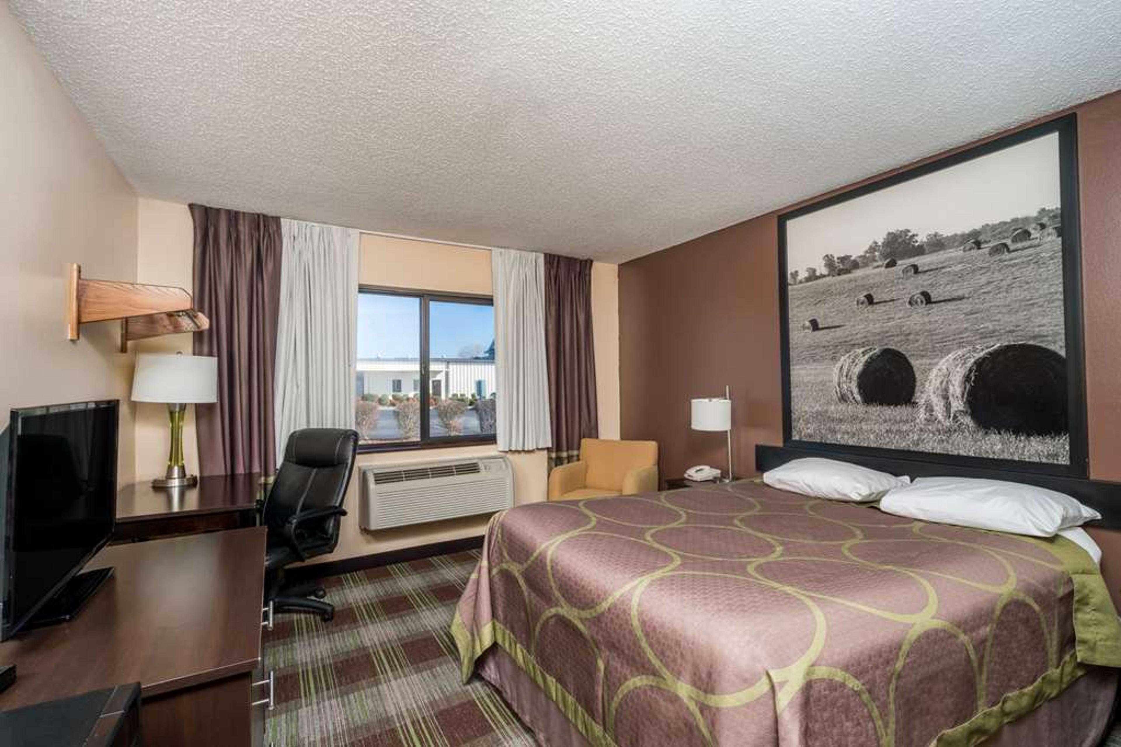 SUPER 8 BY WYNDHAM CAMPBELLSVILLE K