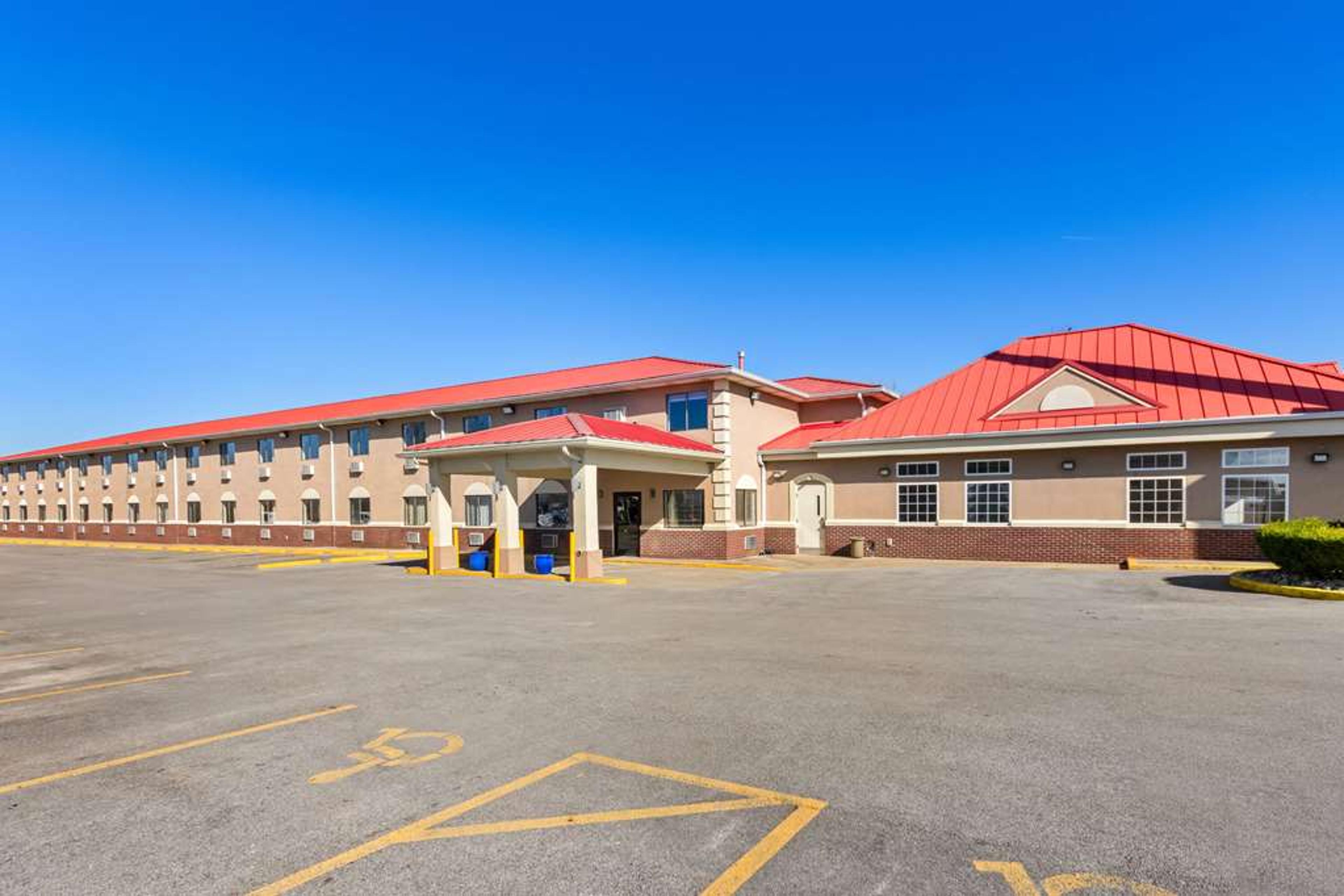 SUPER 8 BY WYNDHAM ELIZABETHTOWN