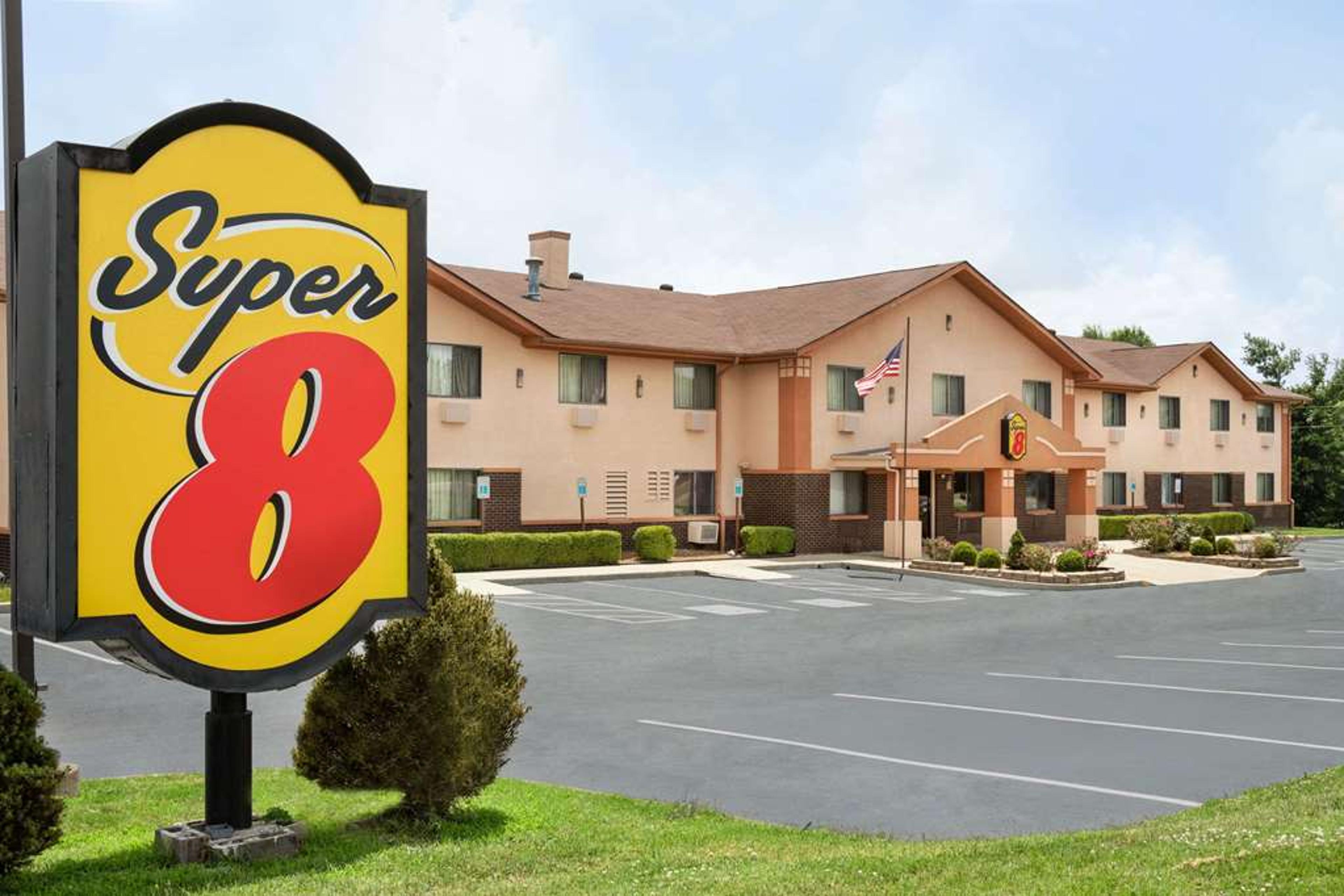 SUPER 8 BY WYNDHAM MAYFIELD