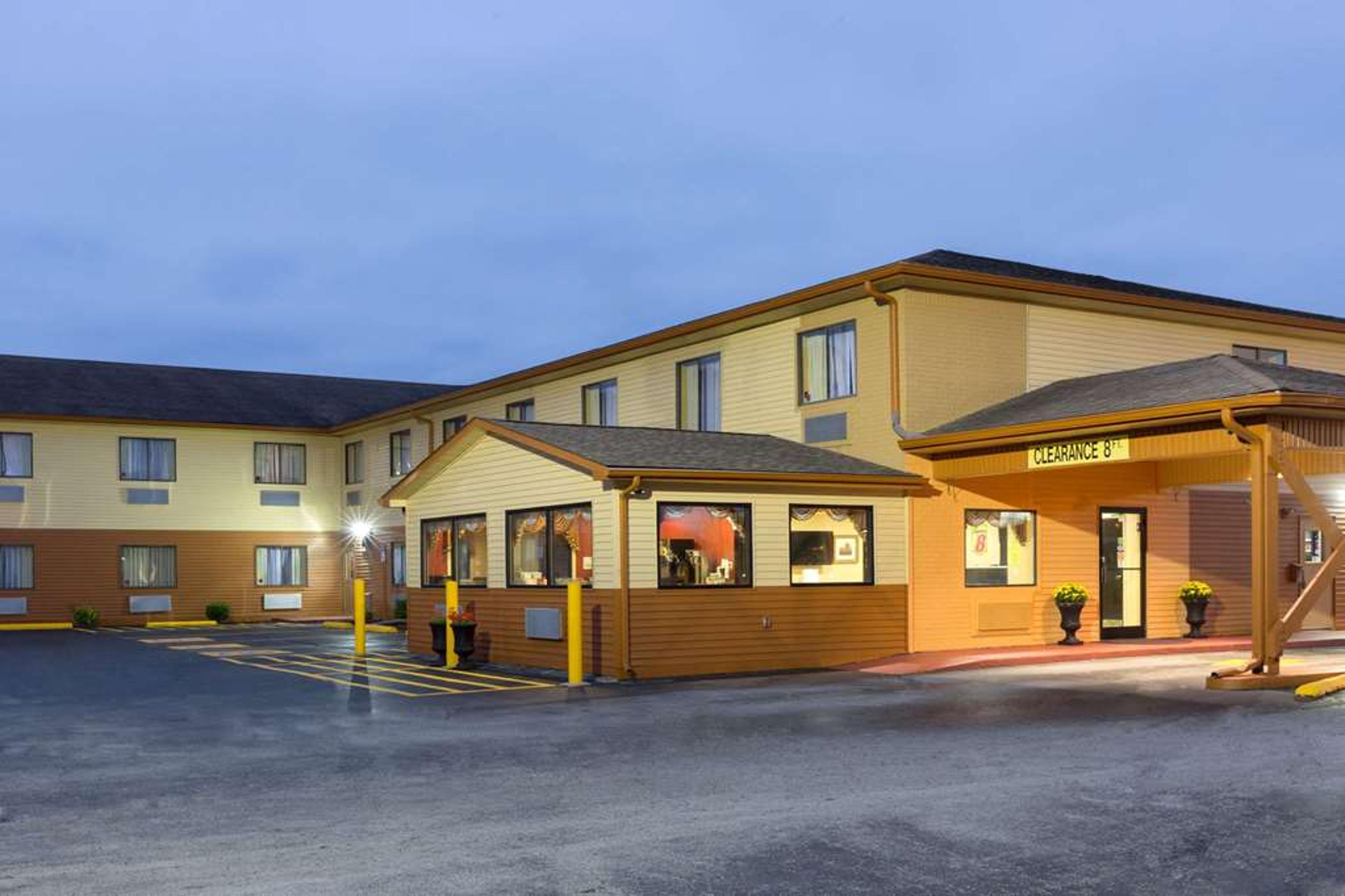 SUPER 8 RICHMOND