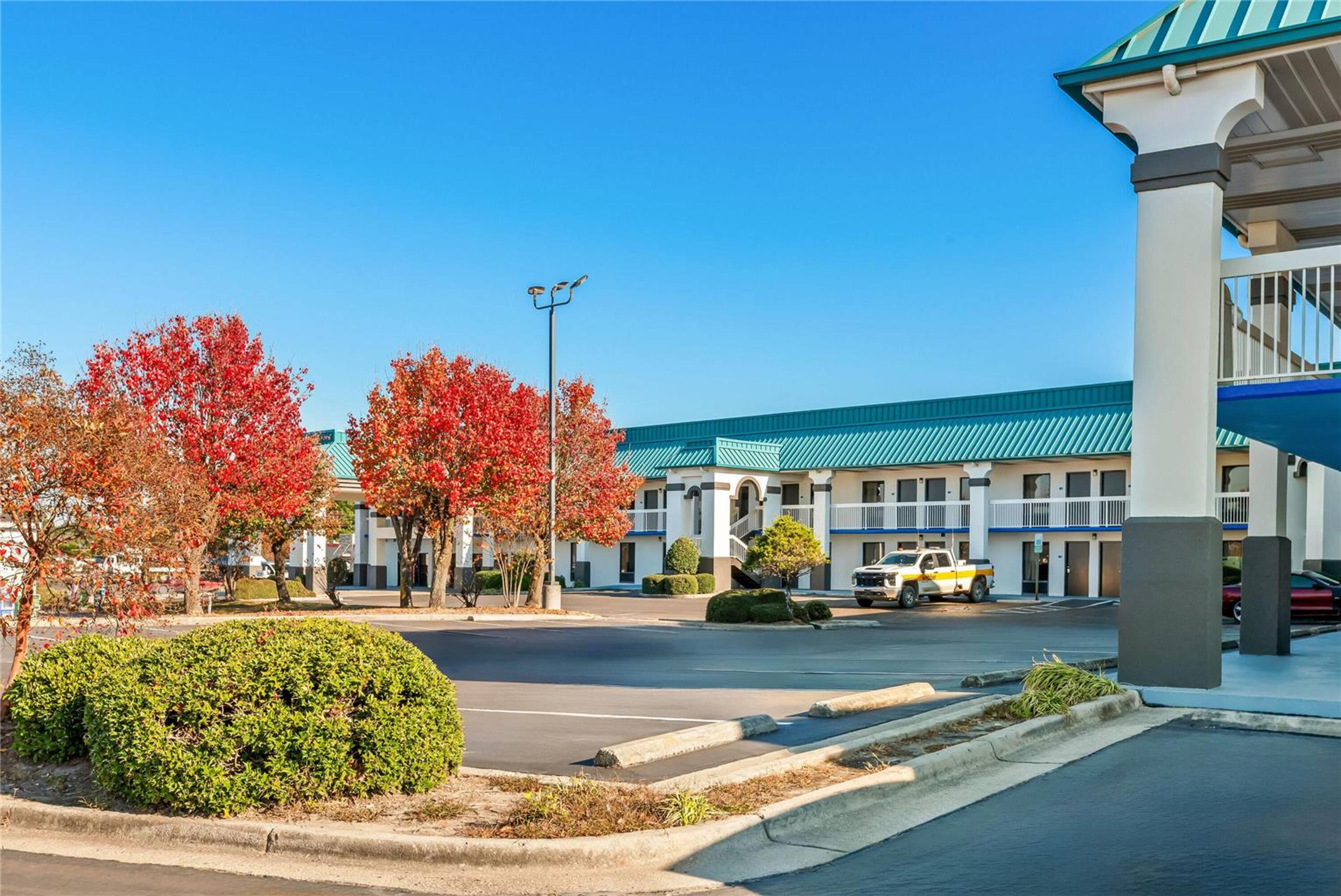 DAYS INN BY WYNDHAM, SAINT PAULS