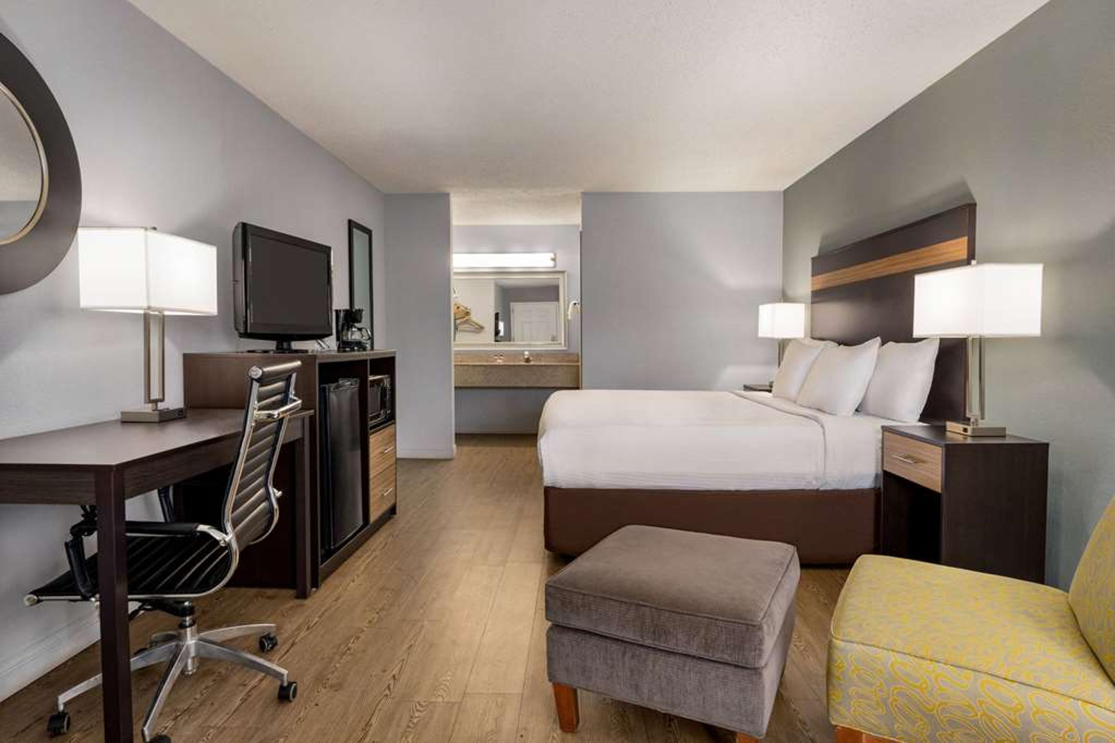 DAYS INN BY WYNDHAM ANDERSON/CLEMSO