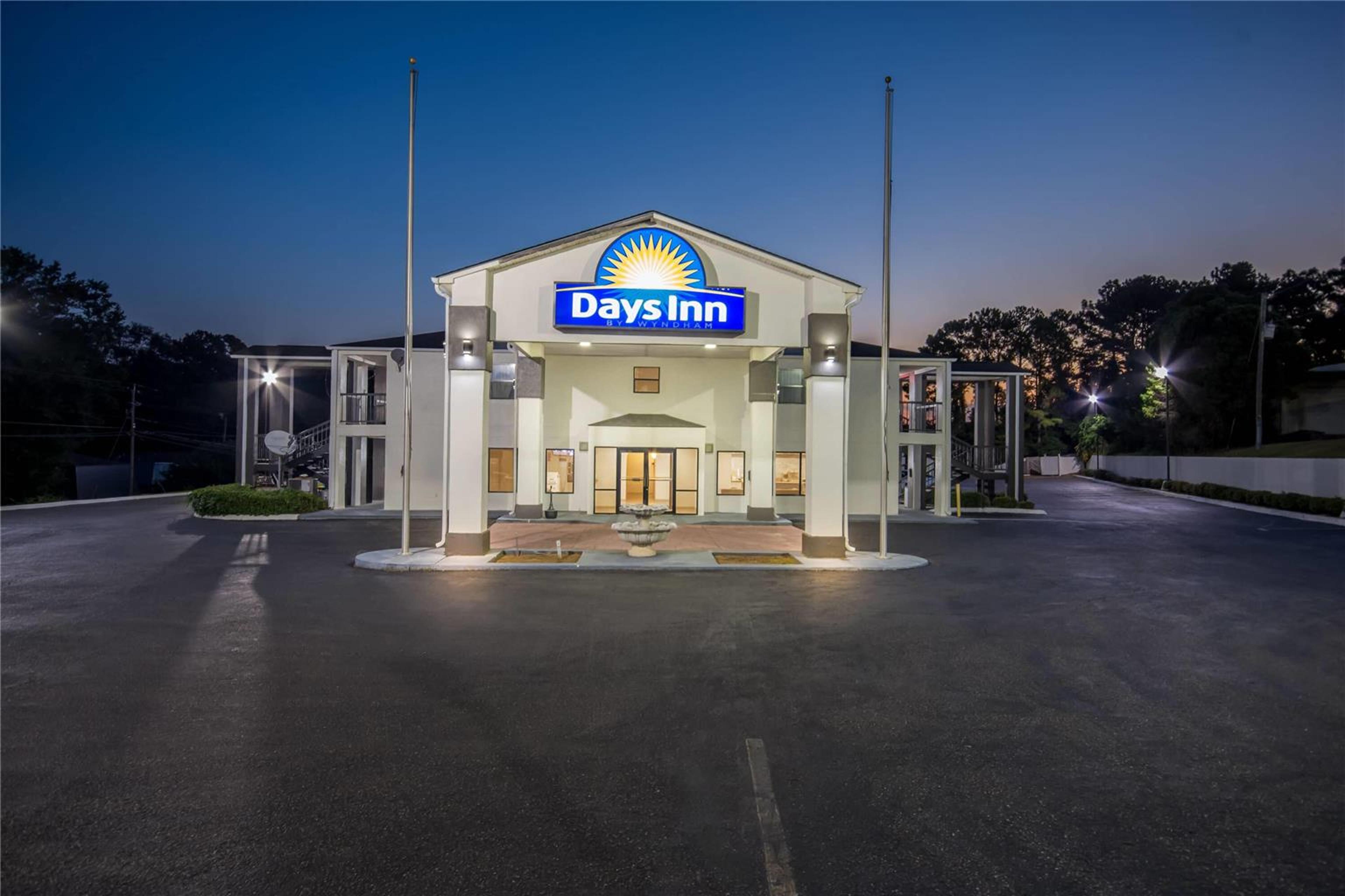 DAYS INN BY WYNDHAM, ENTERPRISE