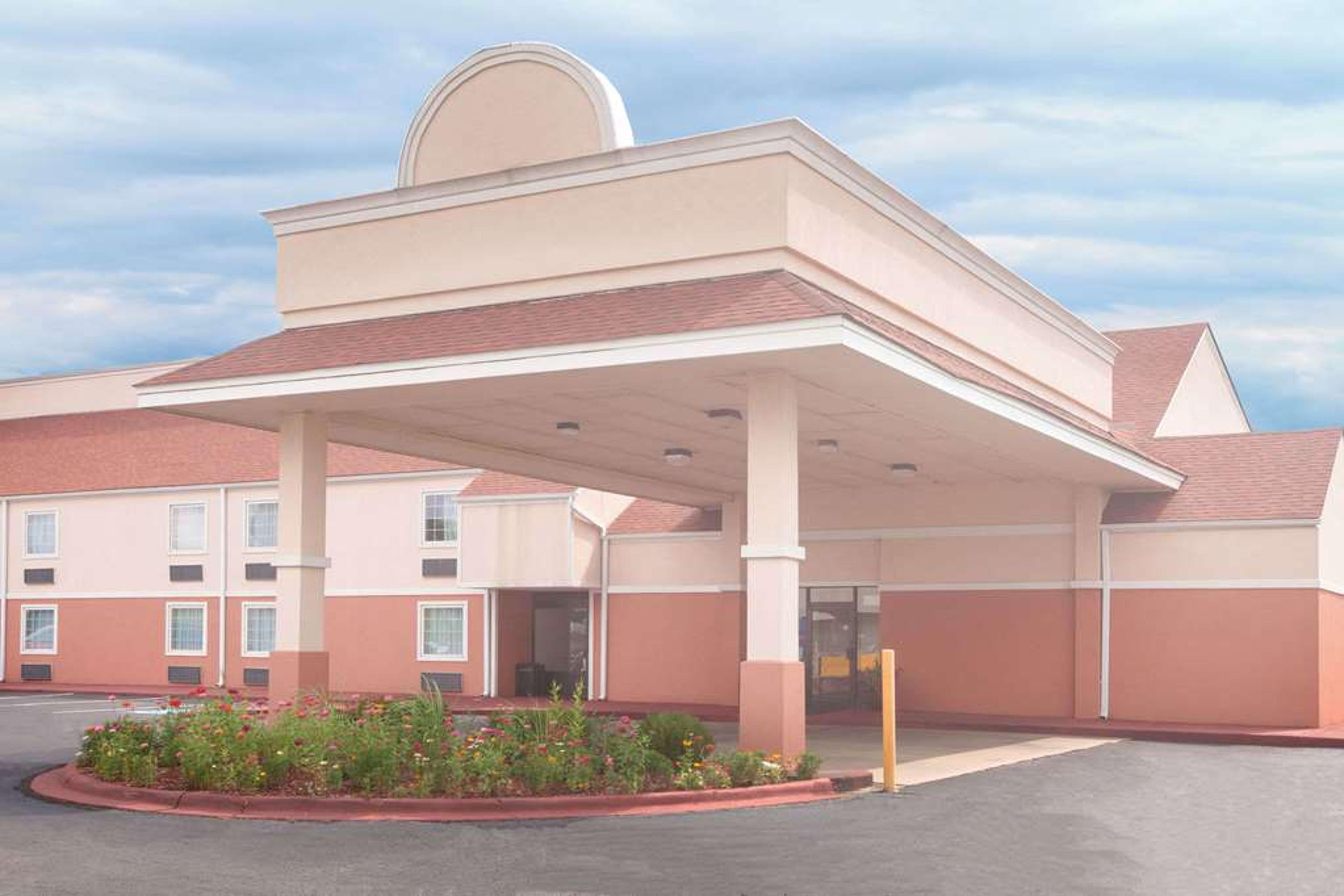 DAYS INN BY WYNDHAM, ALMA