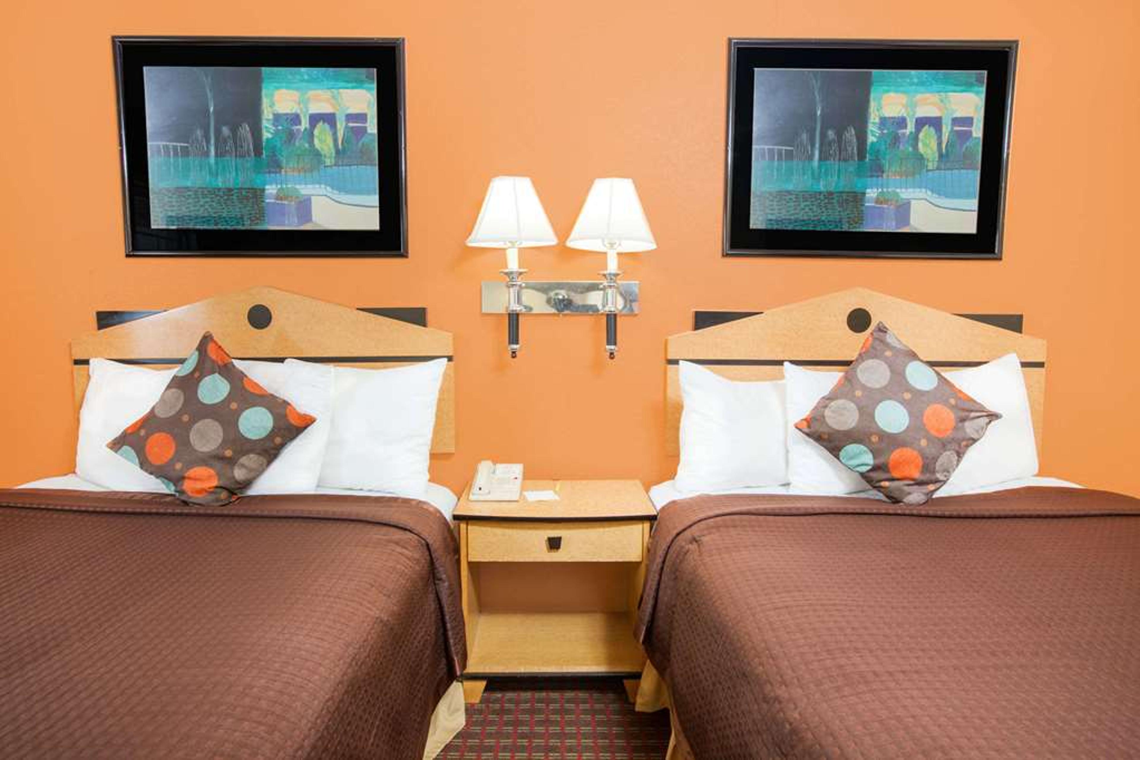 DAYS INN BY WYNDHAM, ALMA