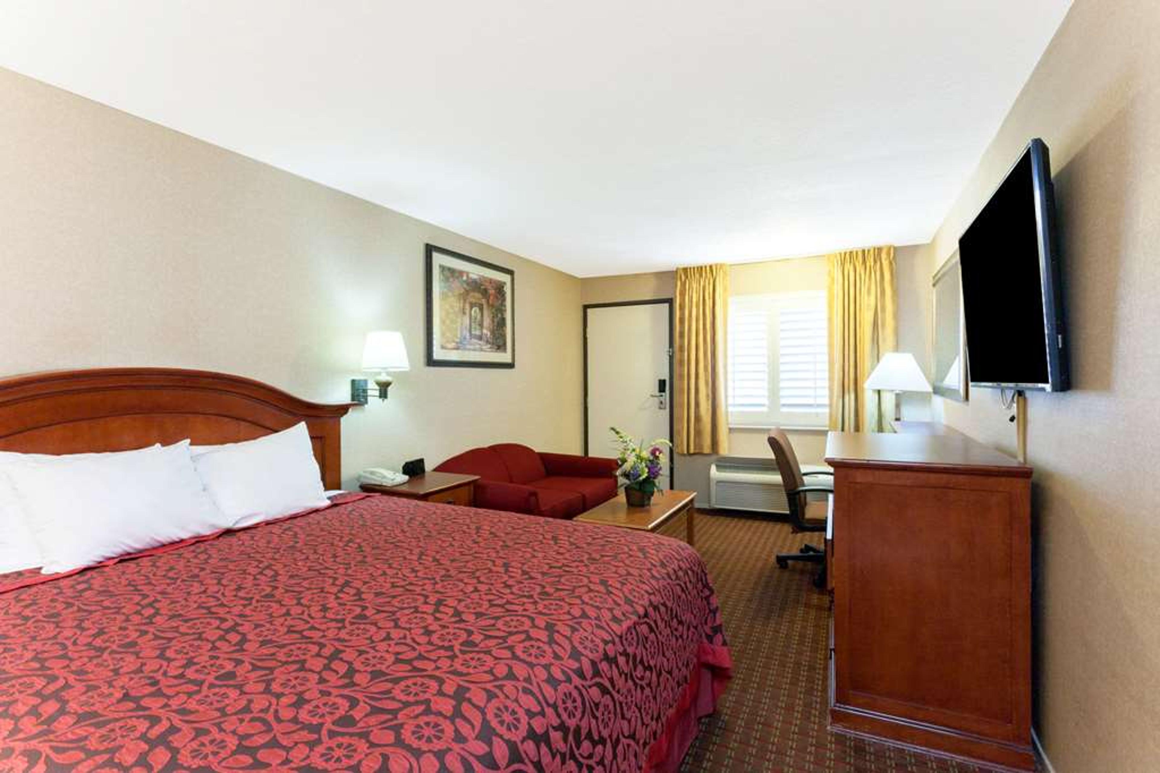 DAYS INN ALHAMBRA CA