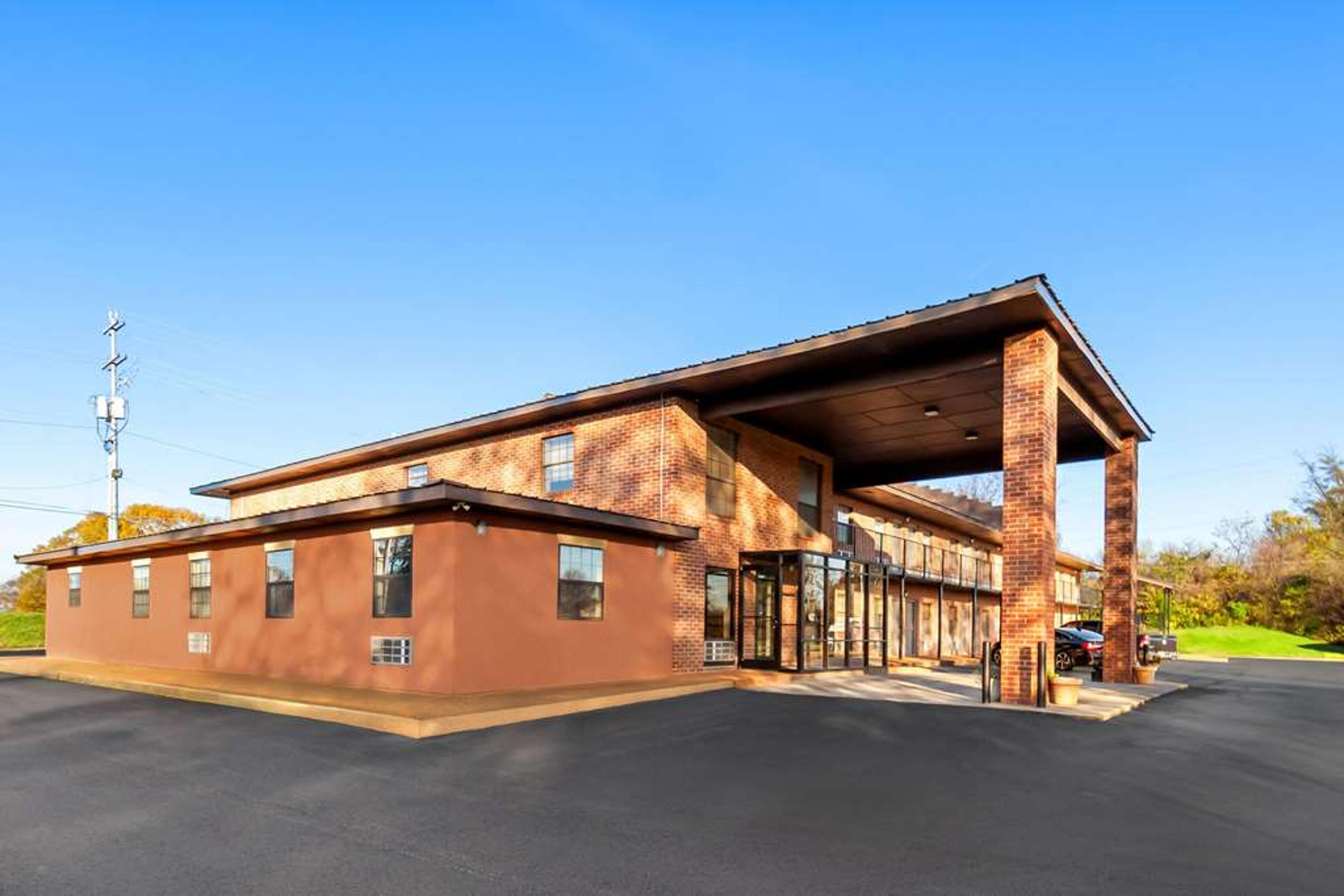 DAYS INN BY WYNDHAM BROWNSVILLE