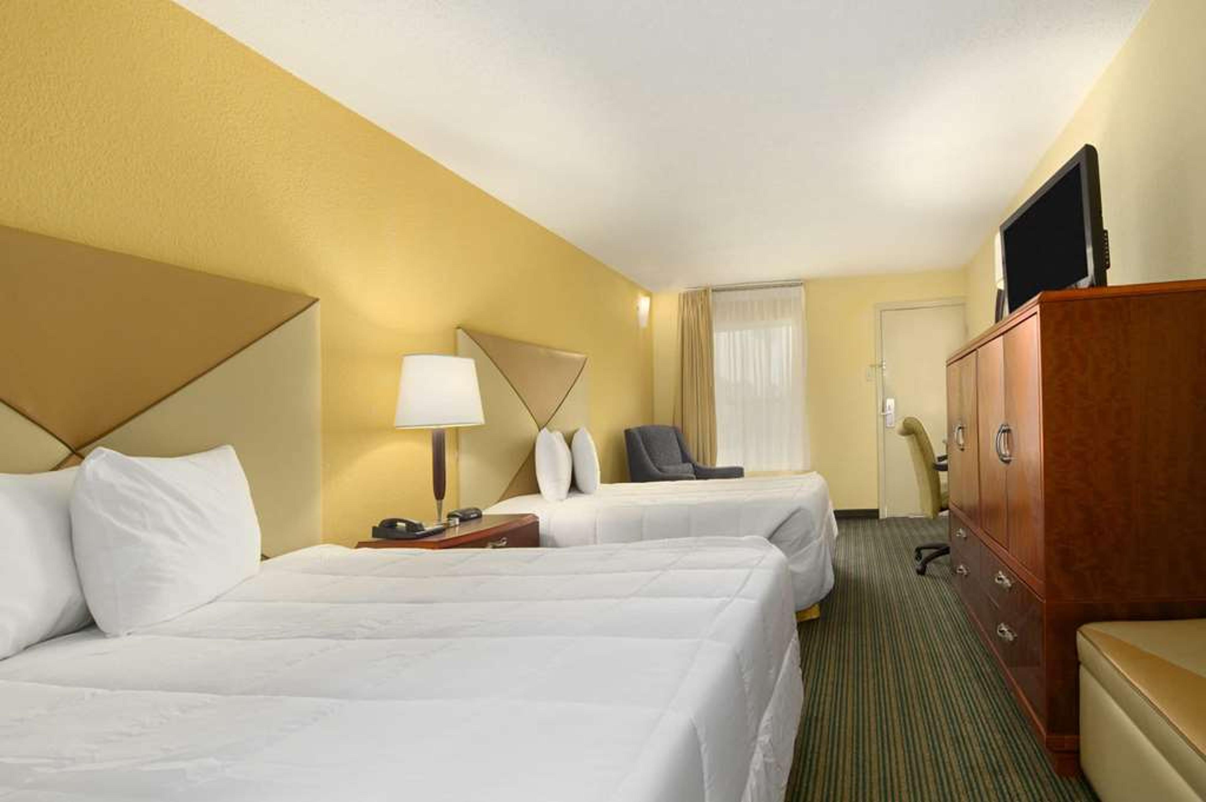DAYS INN BRUNSWICK ST SIMONS