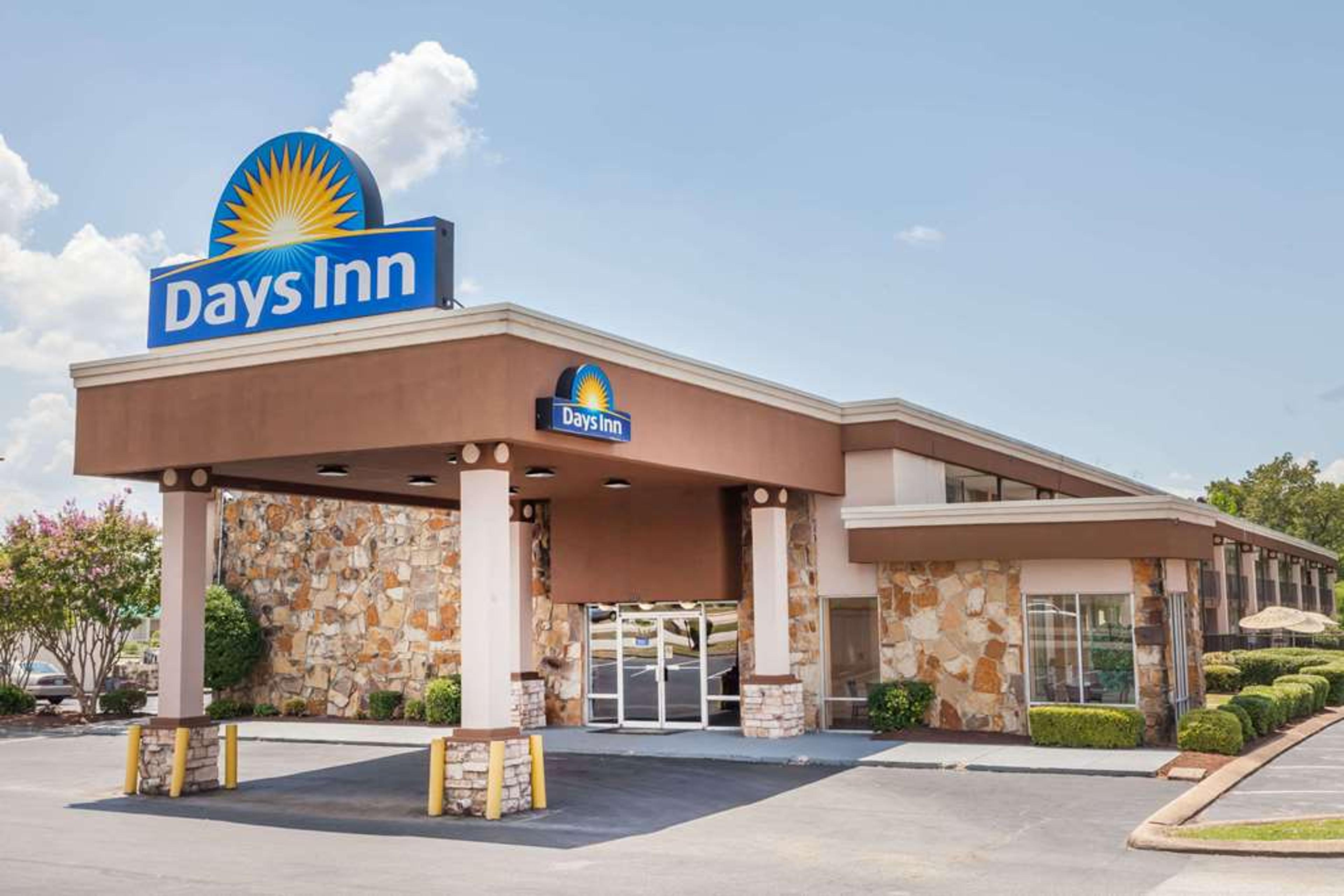 DAYS INN JACKSON