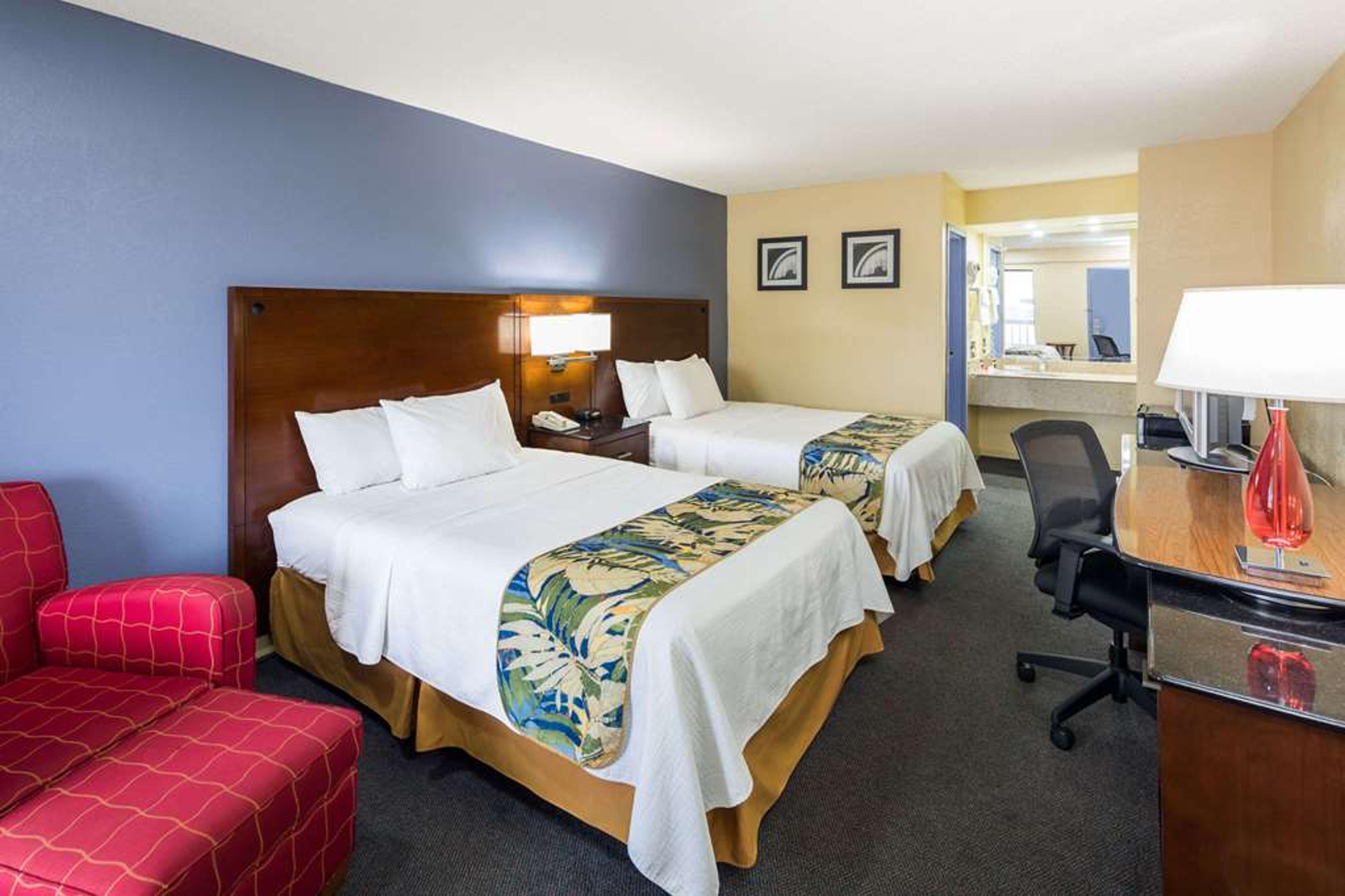 DAYS INN BY WYNDHAM, WALTERBORO