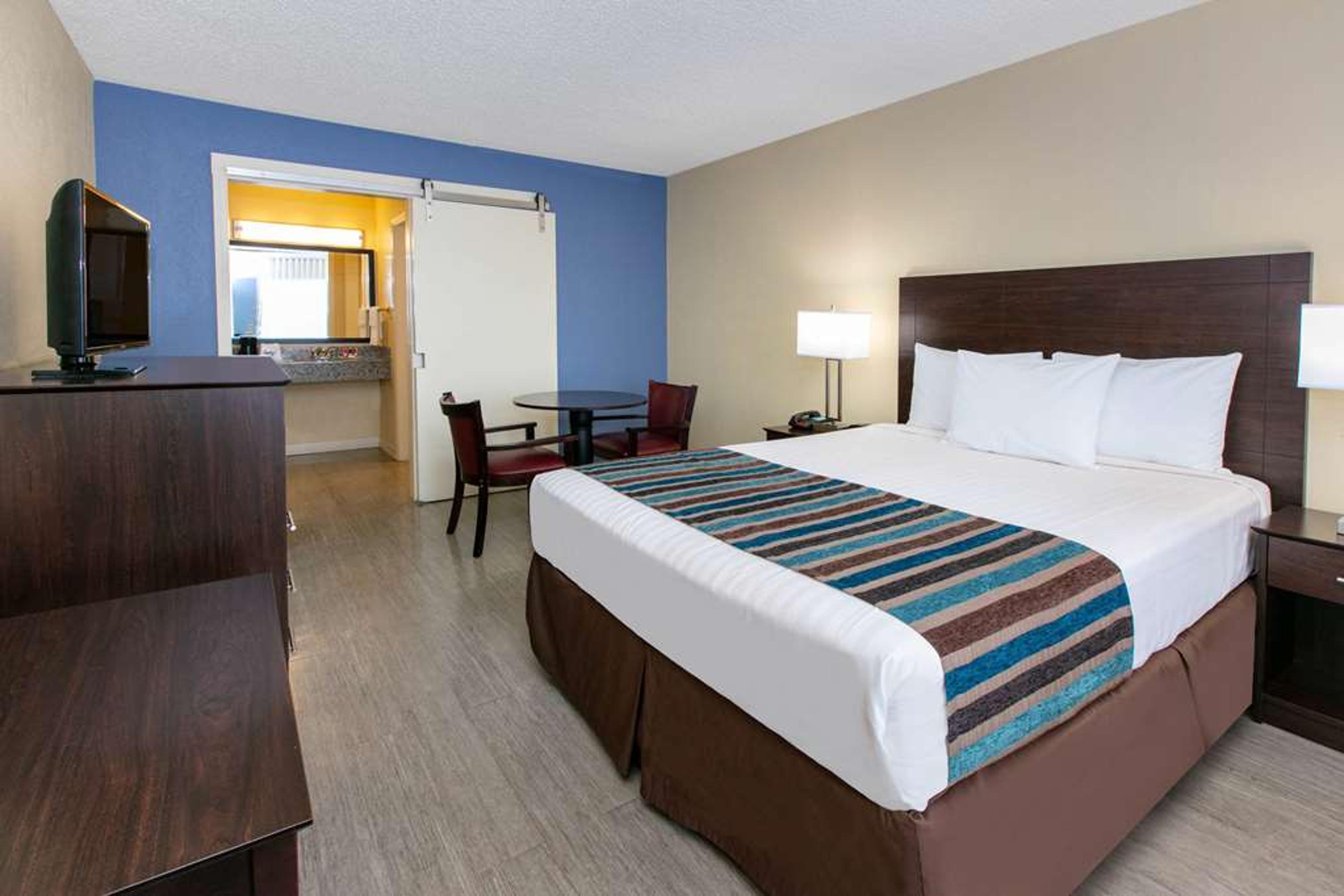 DAYS INN BY WYNDHAM, NATCHEZ