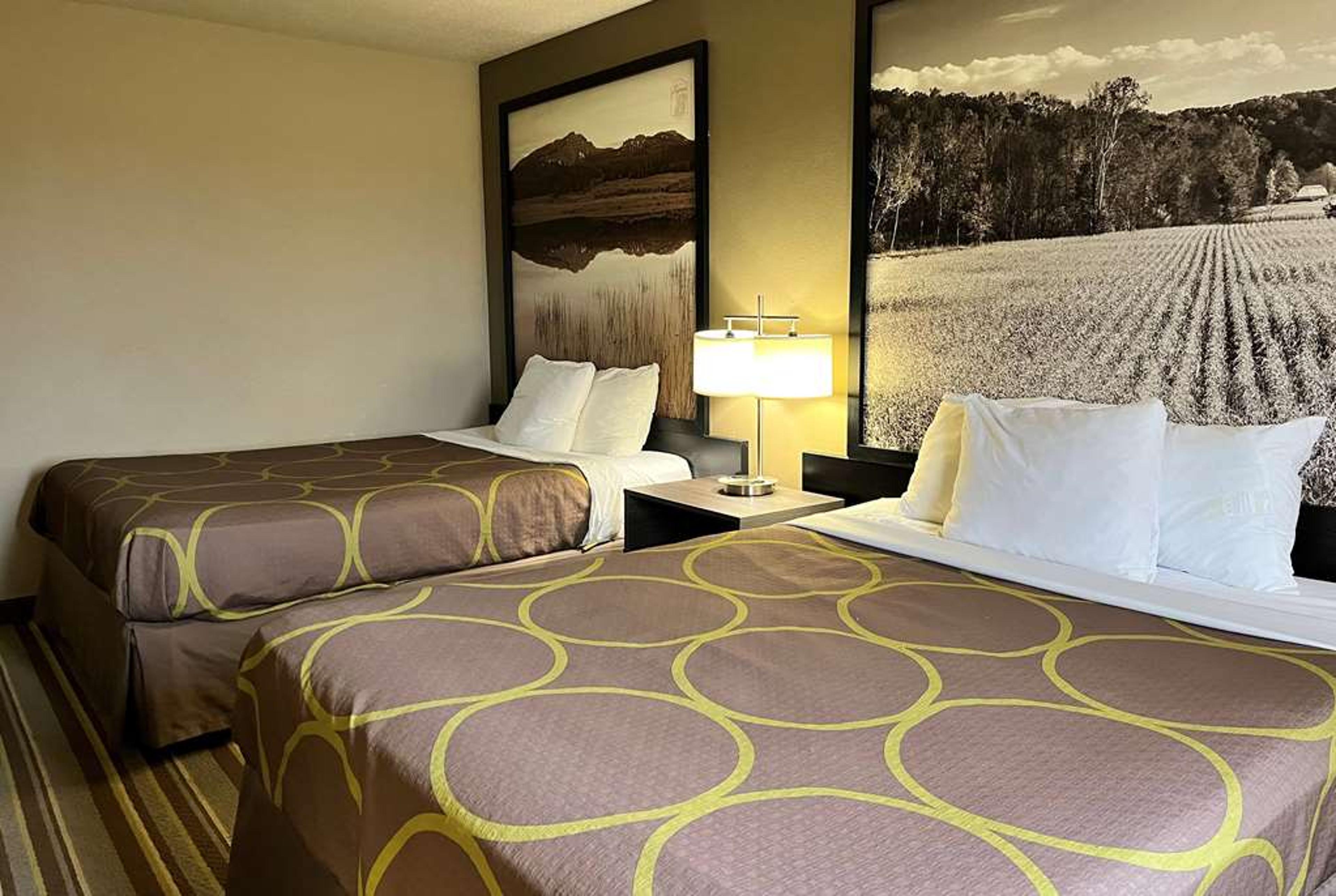 SUPER 8 BY WYNDHAM GAS CITY MARION