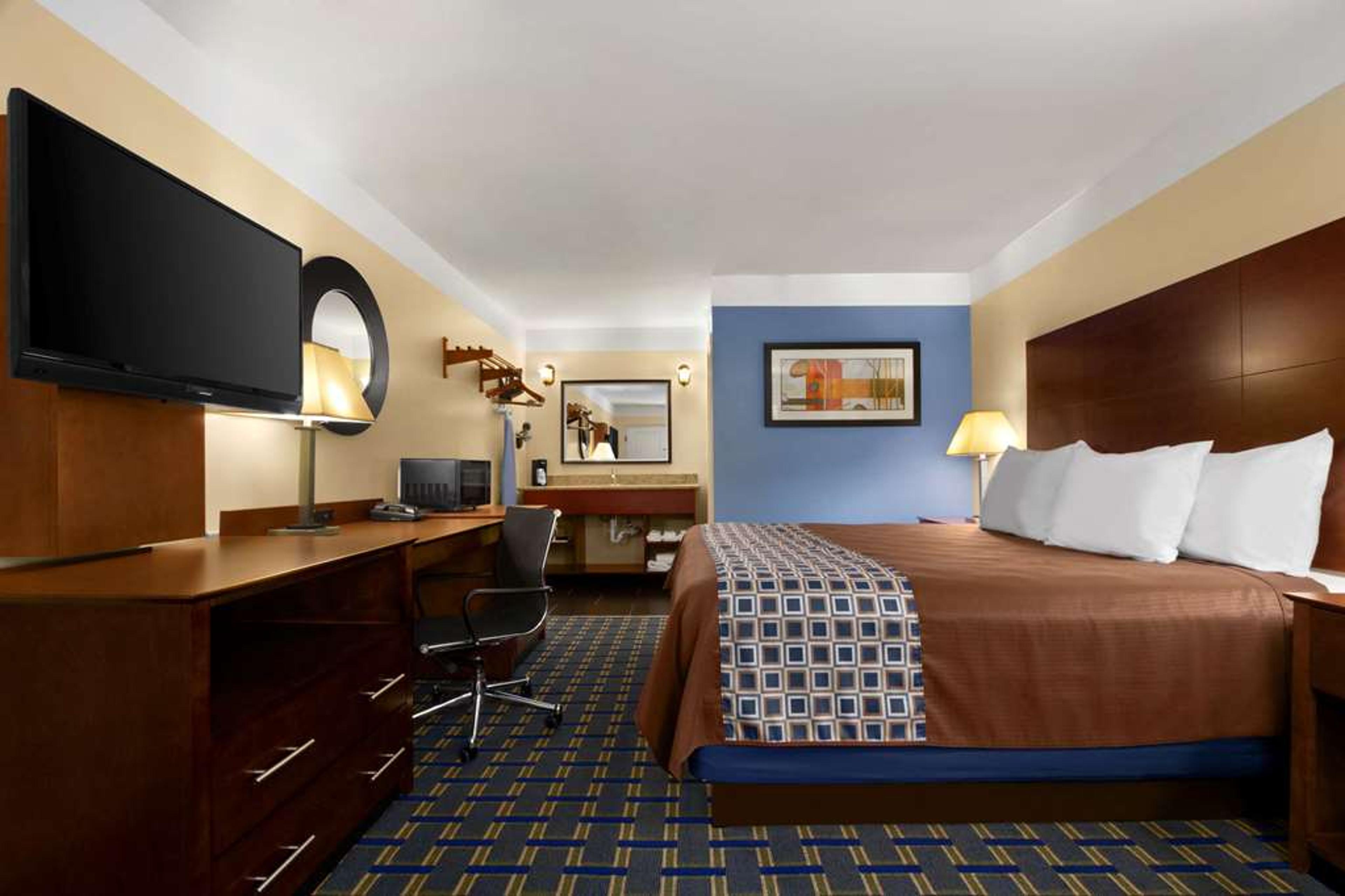 DAYS INN BY WYNDHAM, FULTONDALE