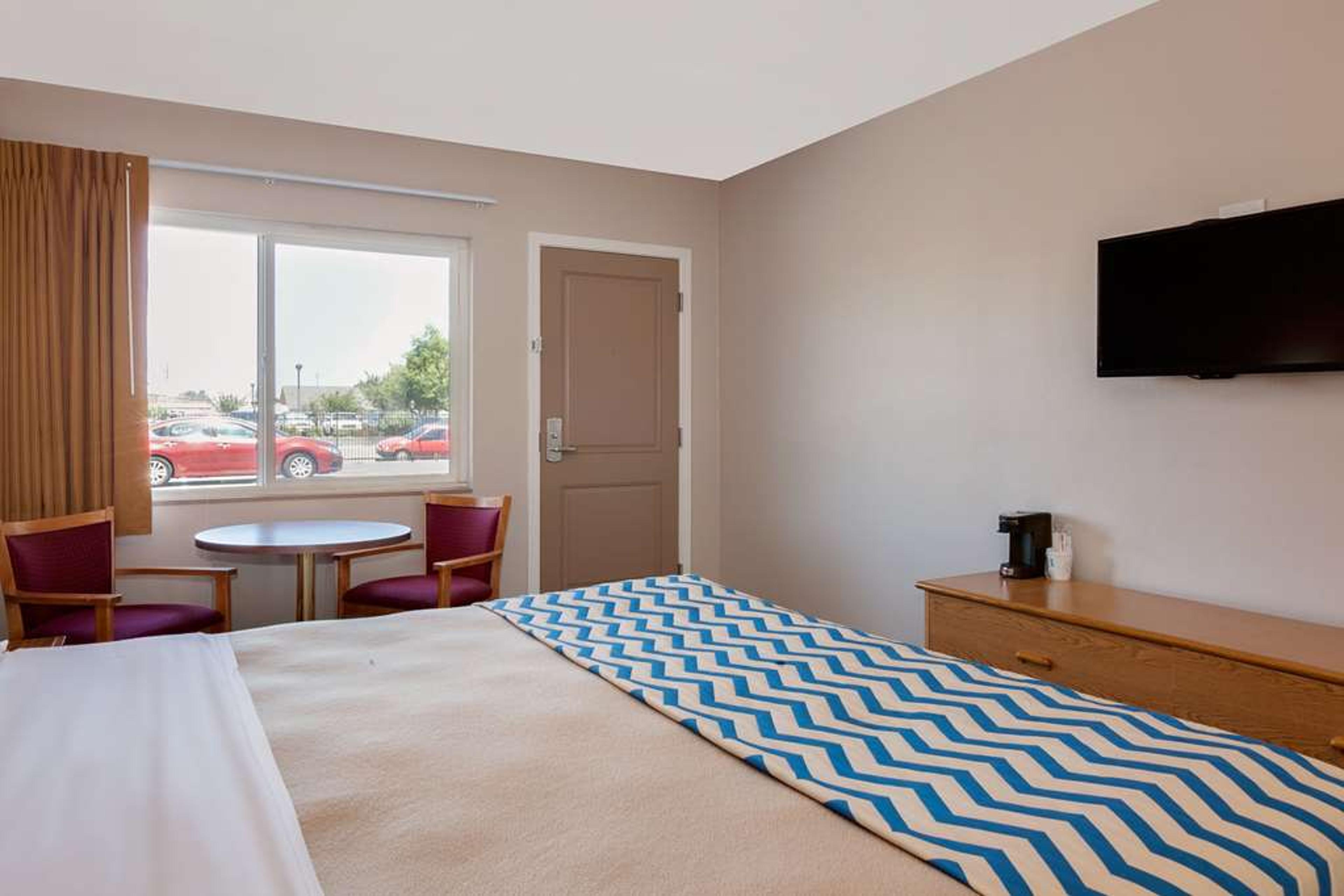 TRAVELODGE BY WYNDHAM EUREKA