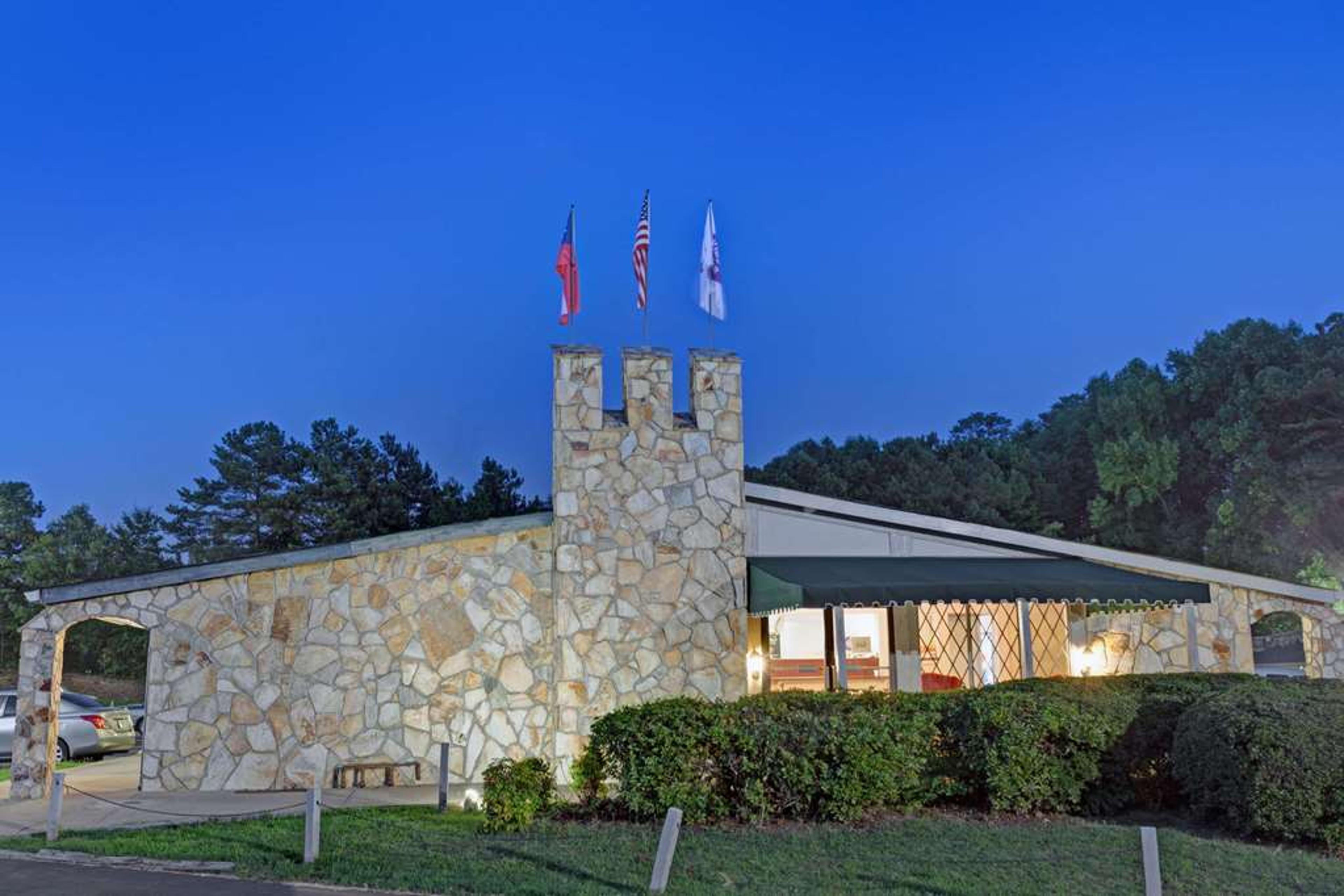 Hotel Photo 1
